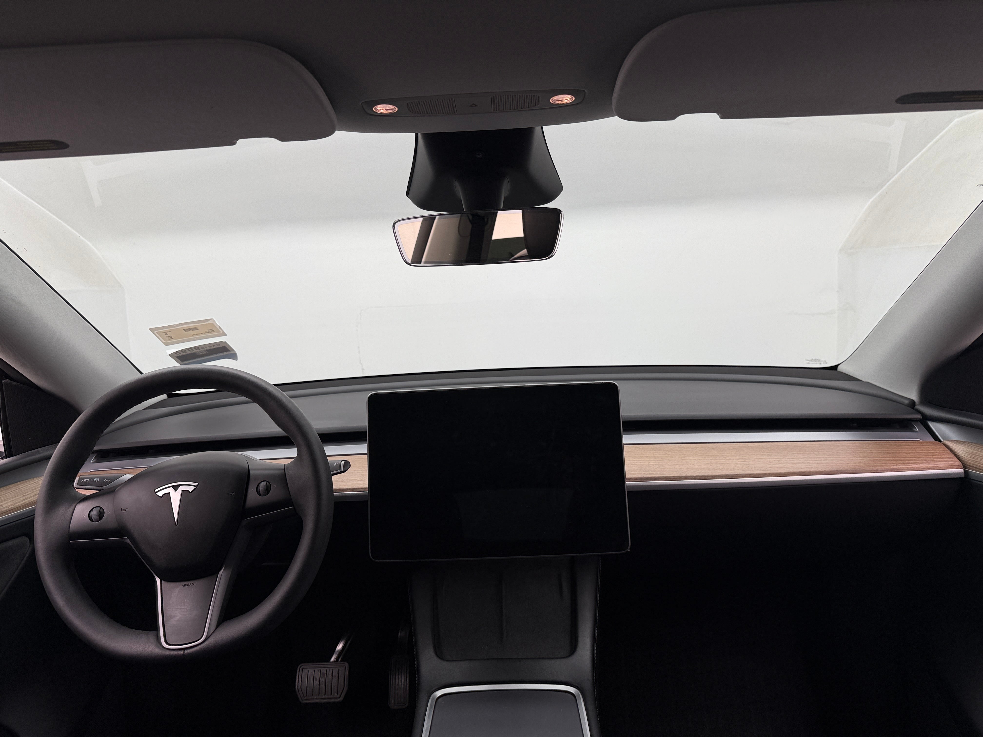 Used 2024 Tesla Model Y Long Range with VIN 7SAYGDEE1RA272193 for sale in Auburn, WA
