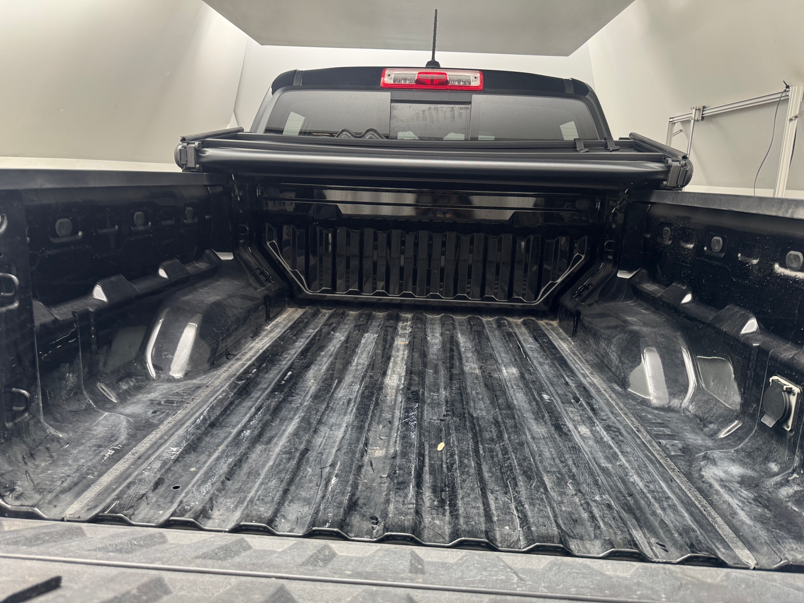 Thumbnail: 2024 Chevrolet Colorado - 6