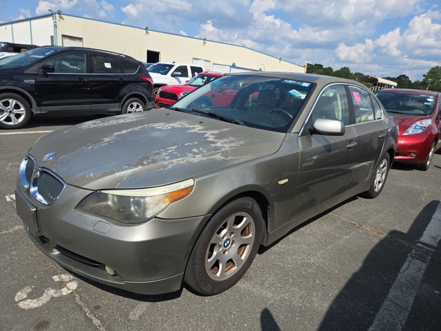 2004 BMW 525i