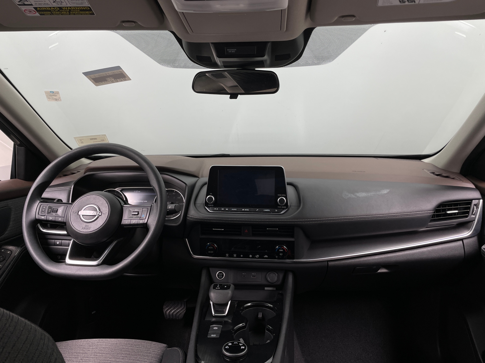 Thumbnail: 2023 Nissan Rogue - 3