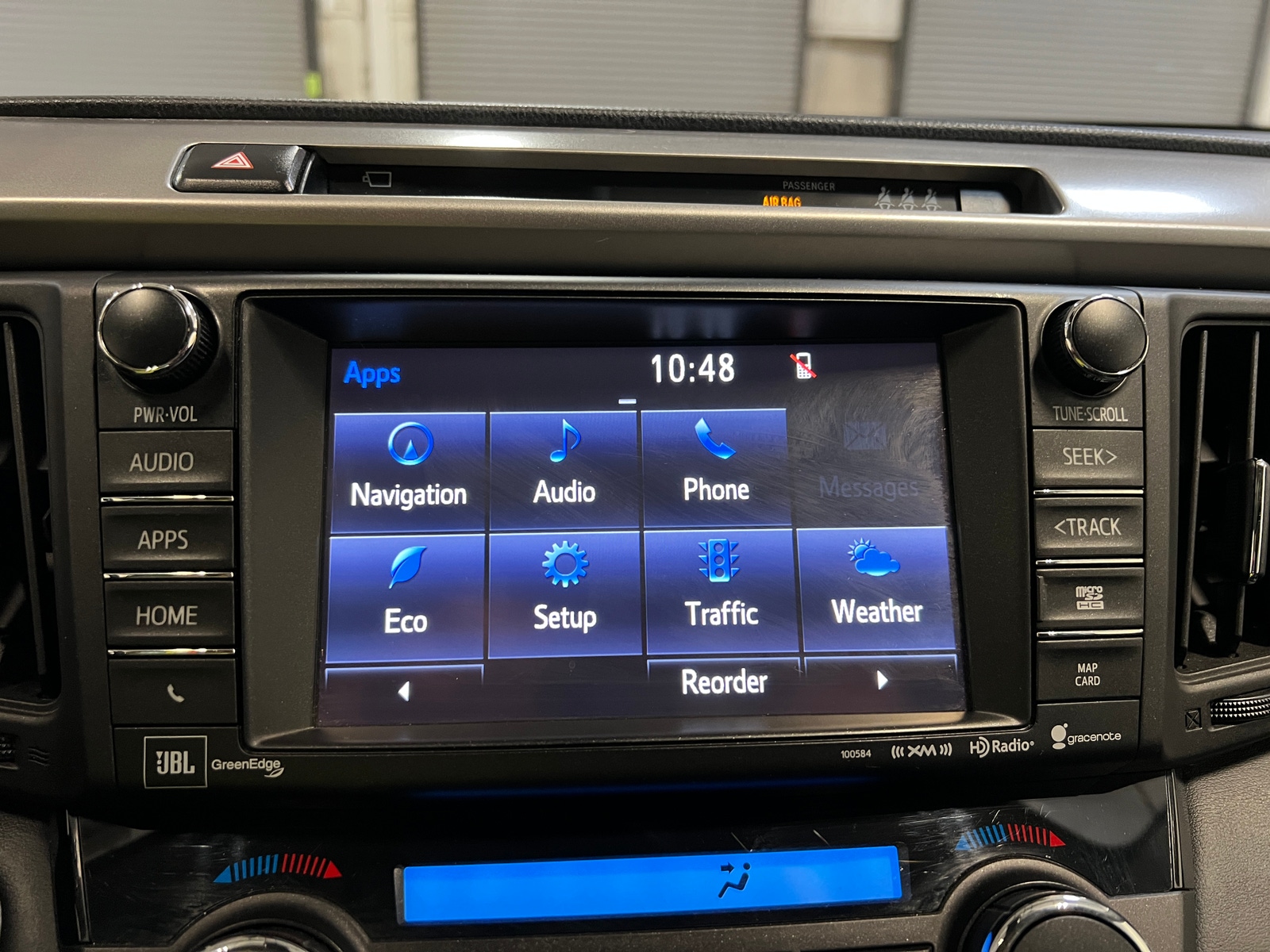 Thumbnail: 2017 Toyota RAV4 - 3