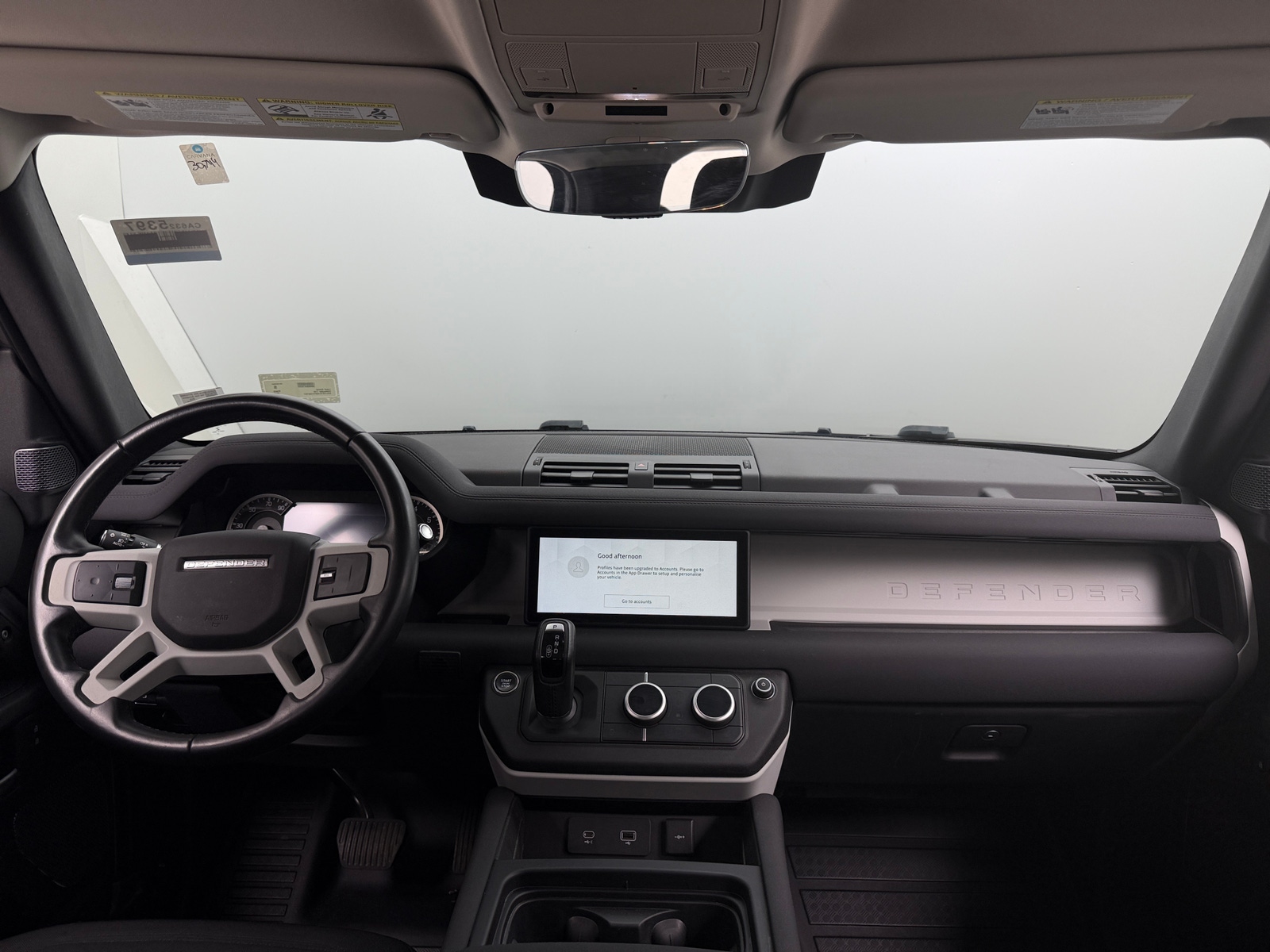 Thumbnail: 2023 Land Rover Defender - 3