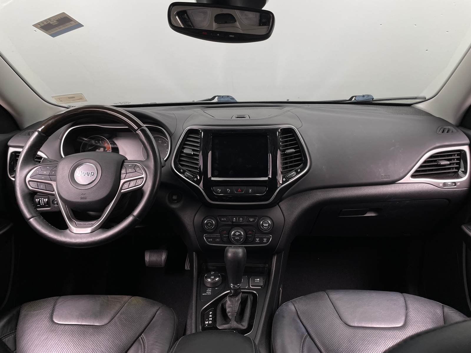 Thumbnail: 2019 Jeep Cherokee - 2