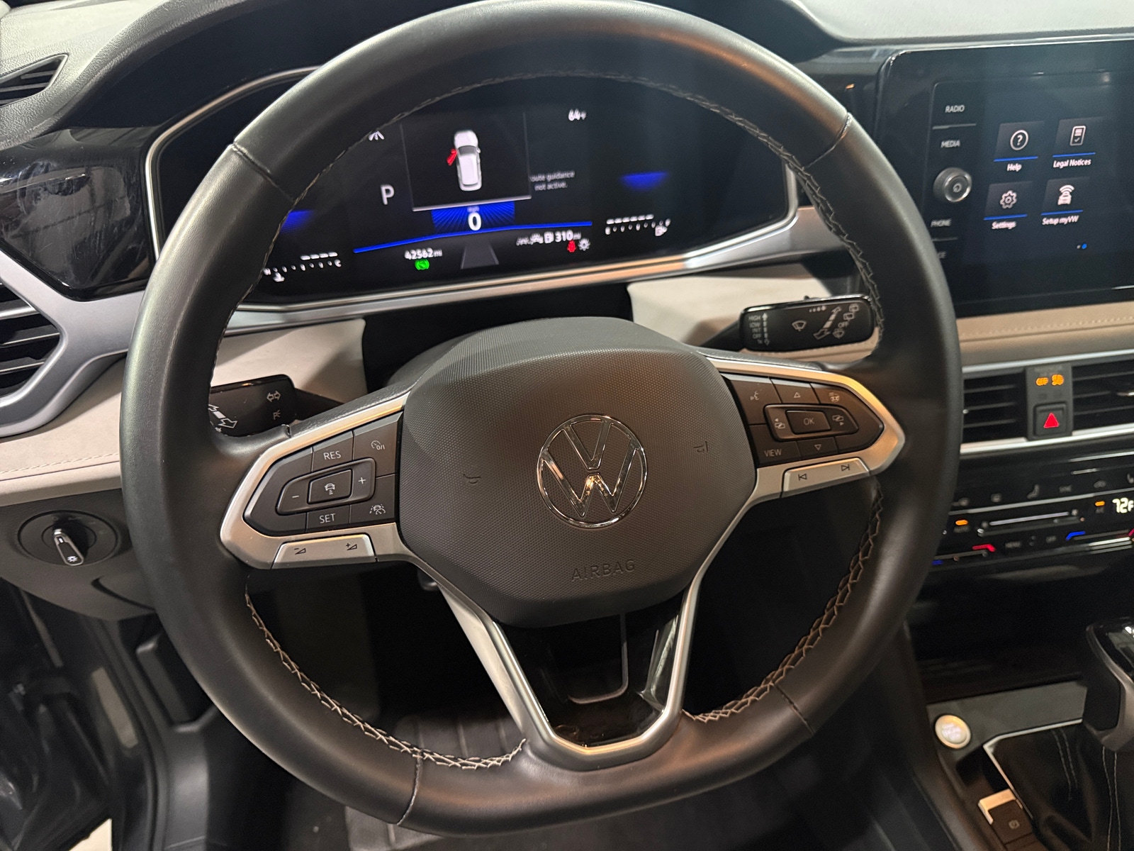 Thumbnail: 2025 Volkswagen Taos - 5
