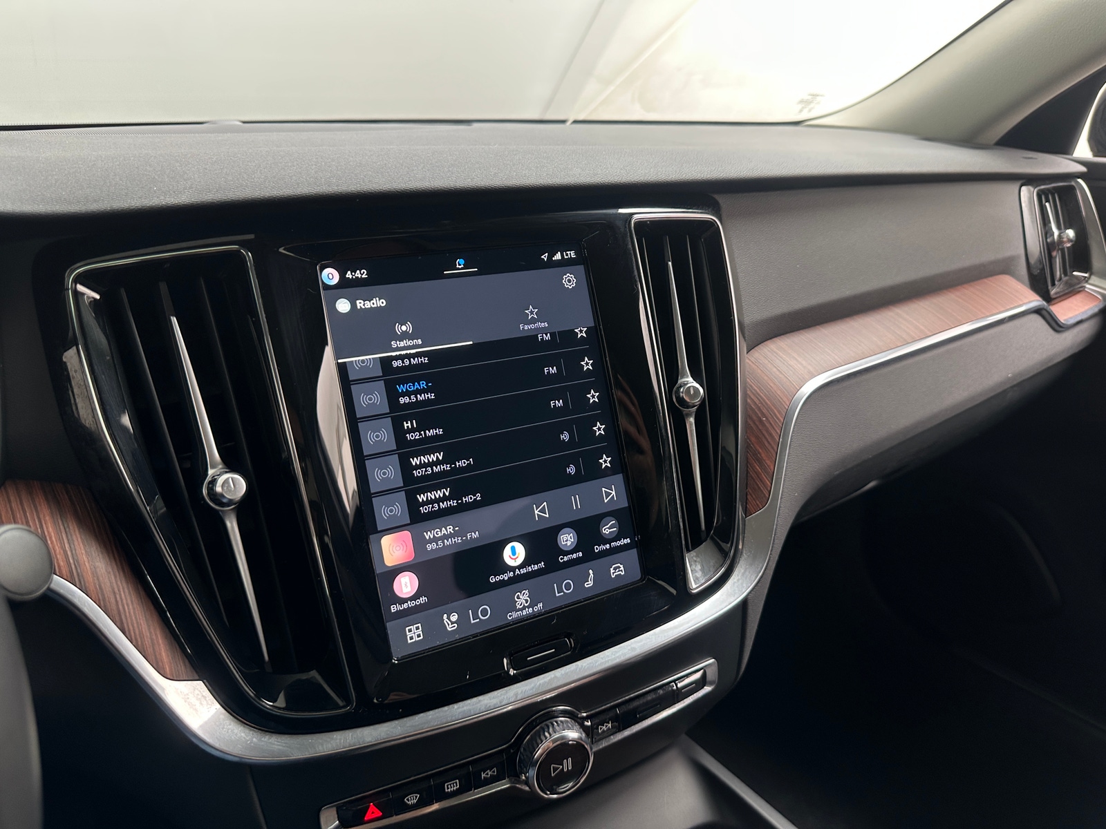 Thumbnail: 2025 Volvo S60 - 3