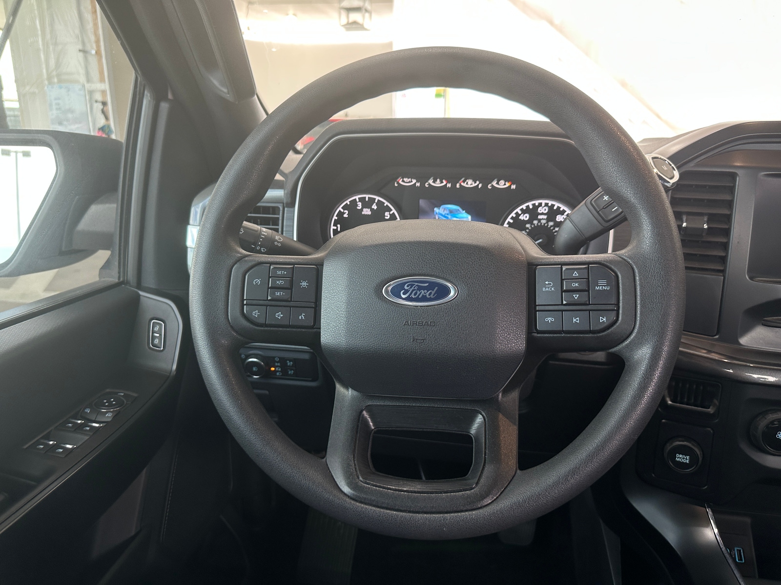 Thumbnail: 2021 Ford Econoline - 5