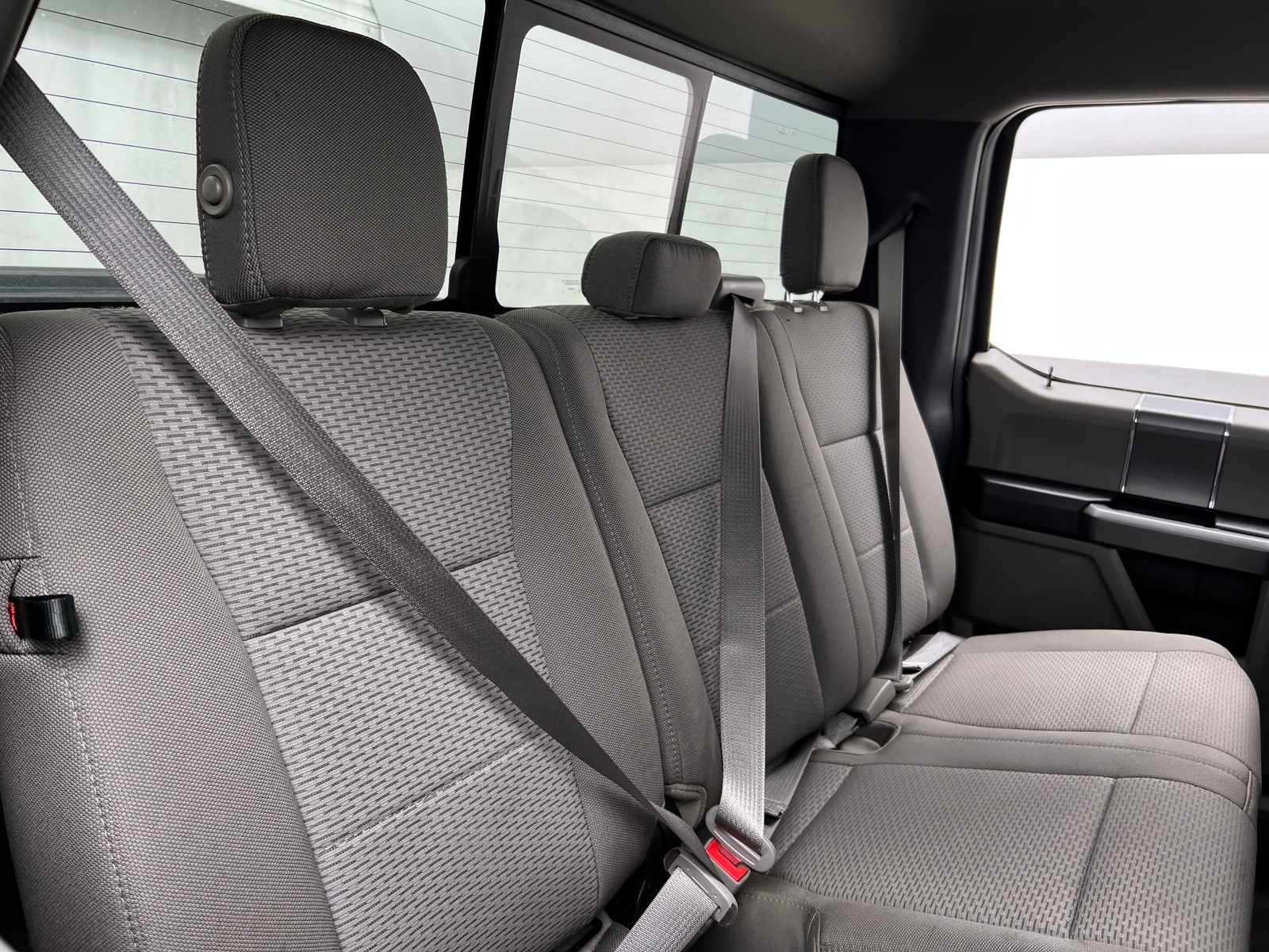 Thumbnail: 2018 Ford Econoline - 6