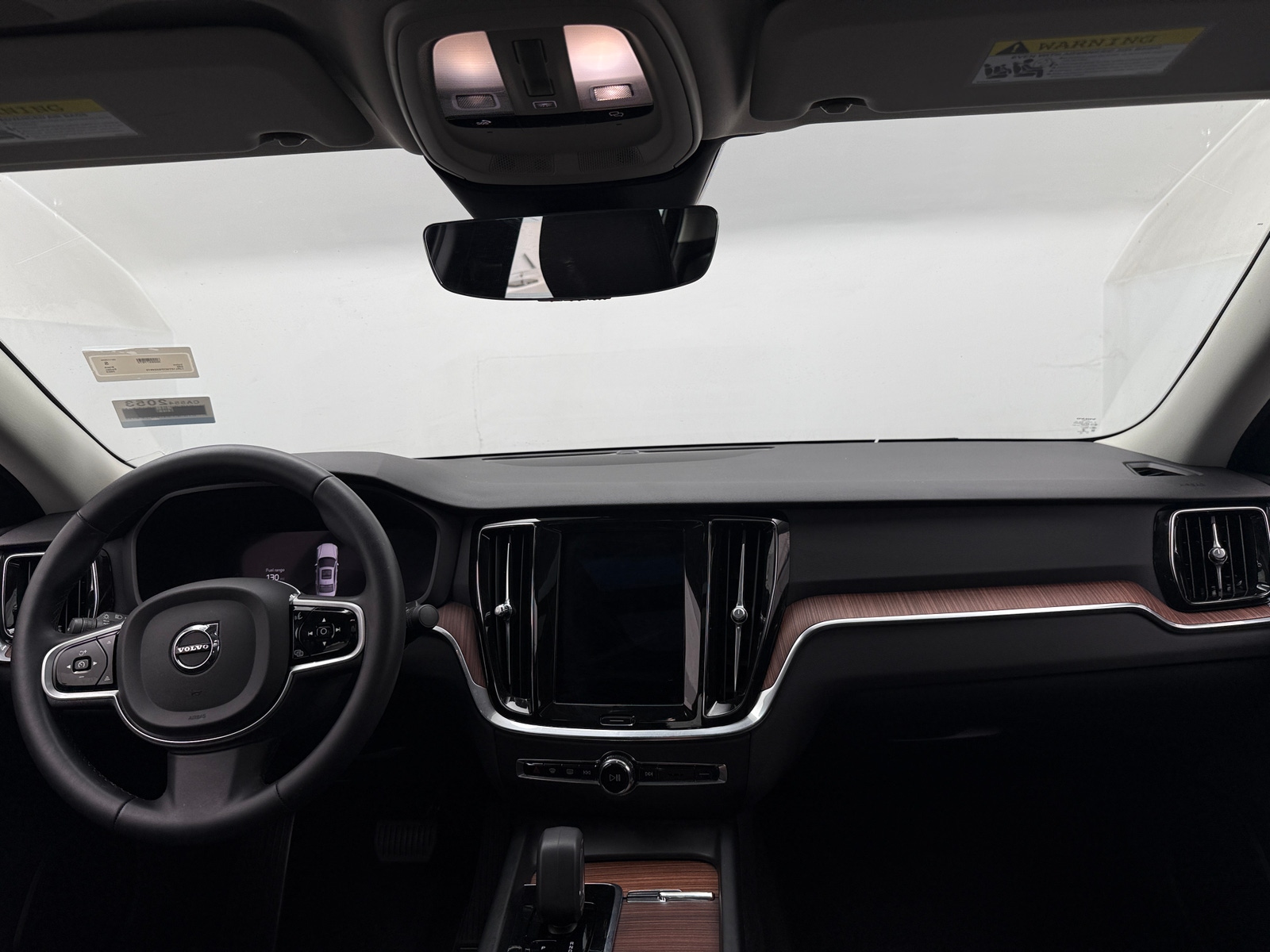 Thumbnail: 2023 Volvo S60 - 2