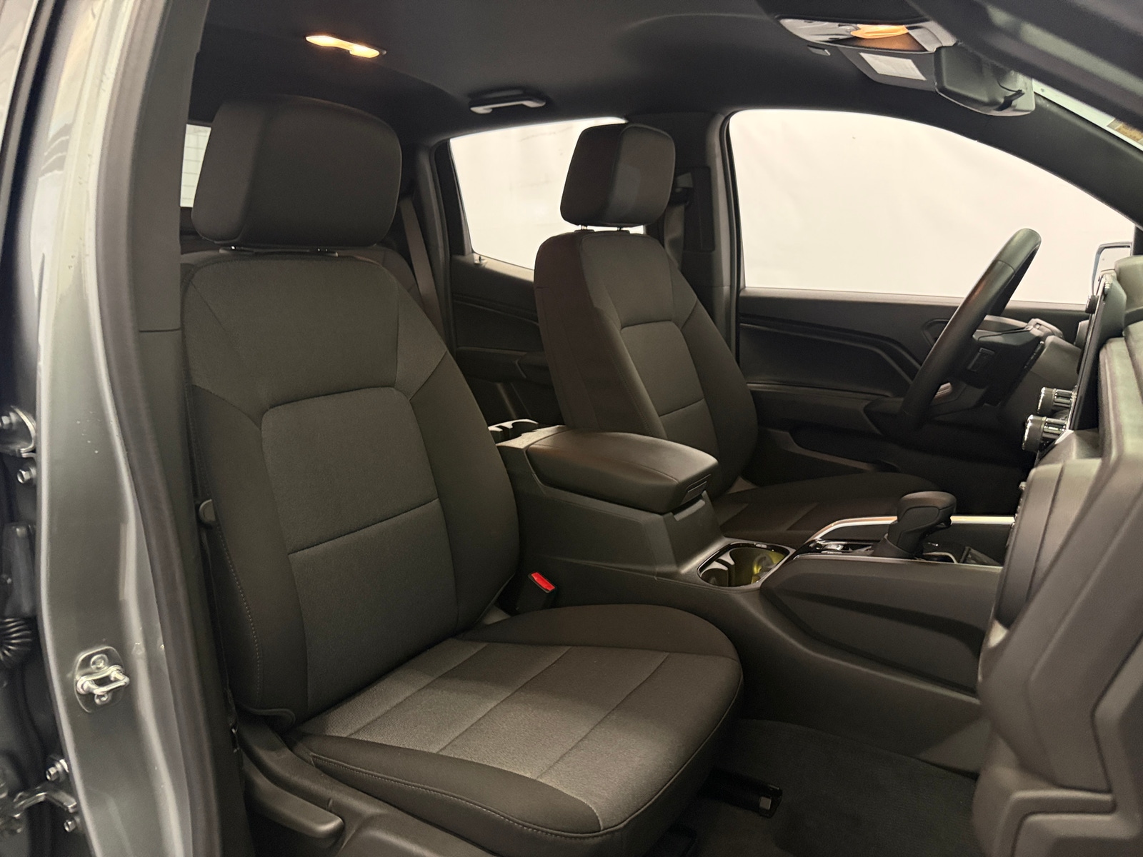 Thumbnail: 2024 Chevrolet Colorado - 2