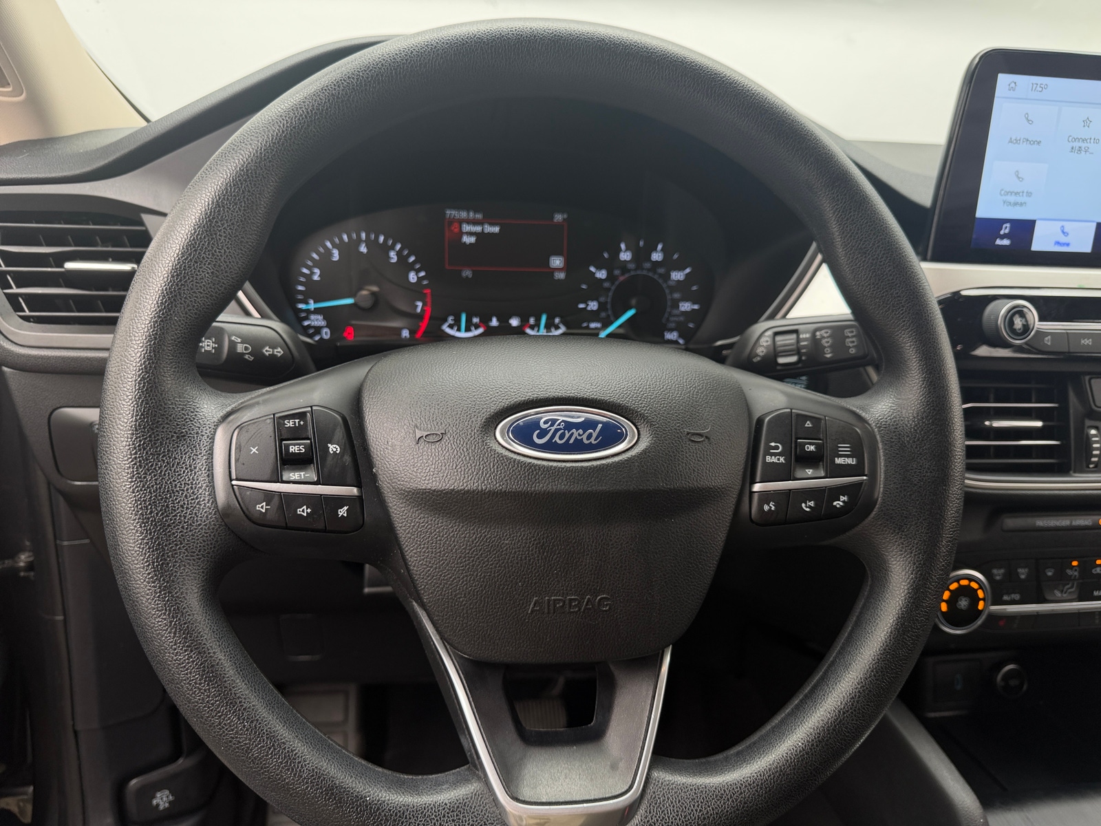Thumbnail: 2020 Ford Escape - 5