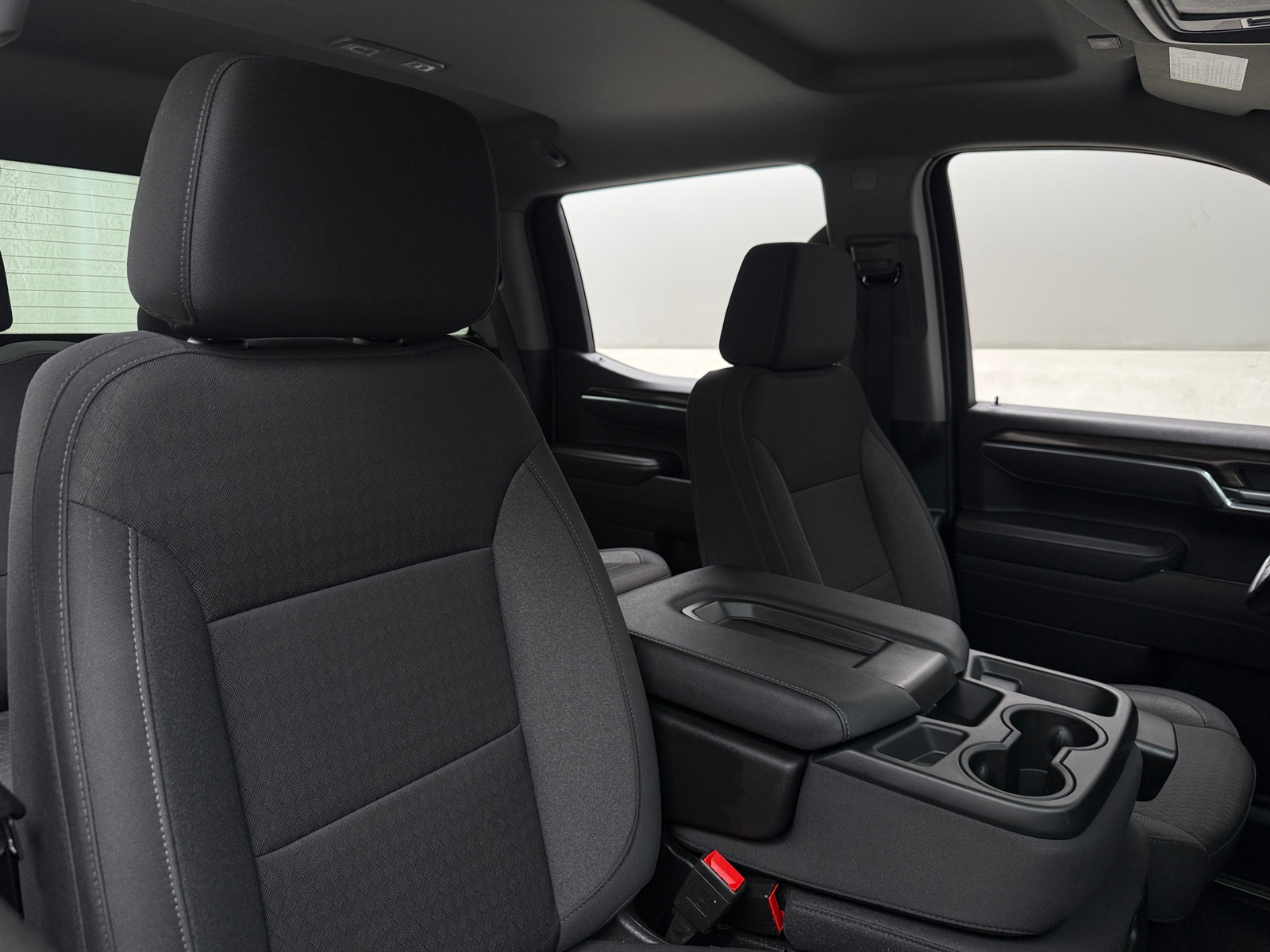 Thumbnail: 2025 Chevrolet Silverado 1500 - 2