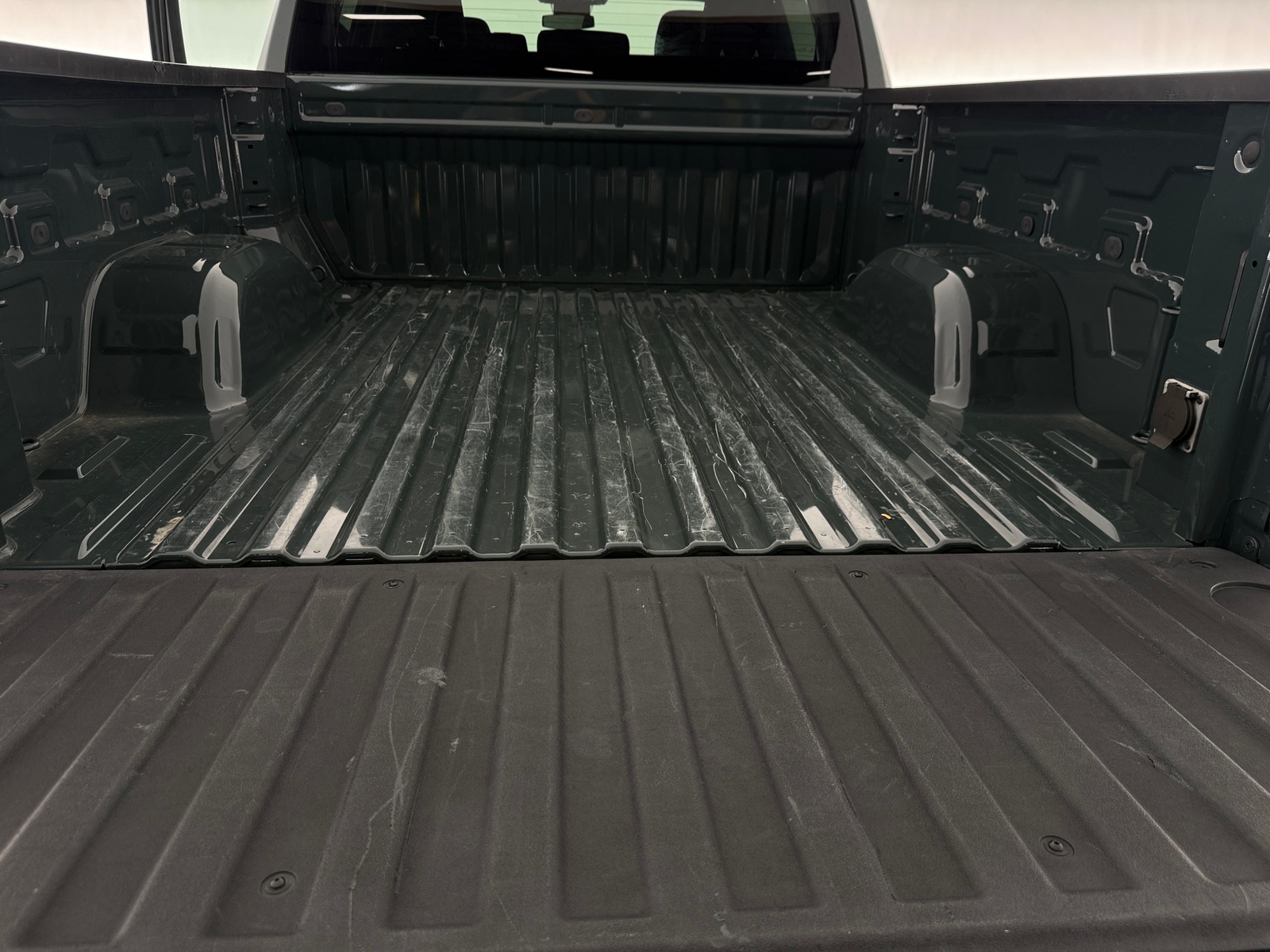 Thumbnail: 2025 Chevrolet Silverado 1500 - 7