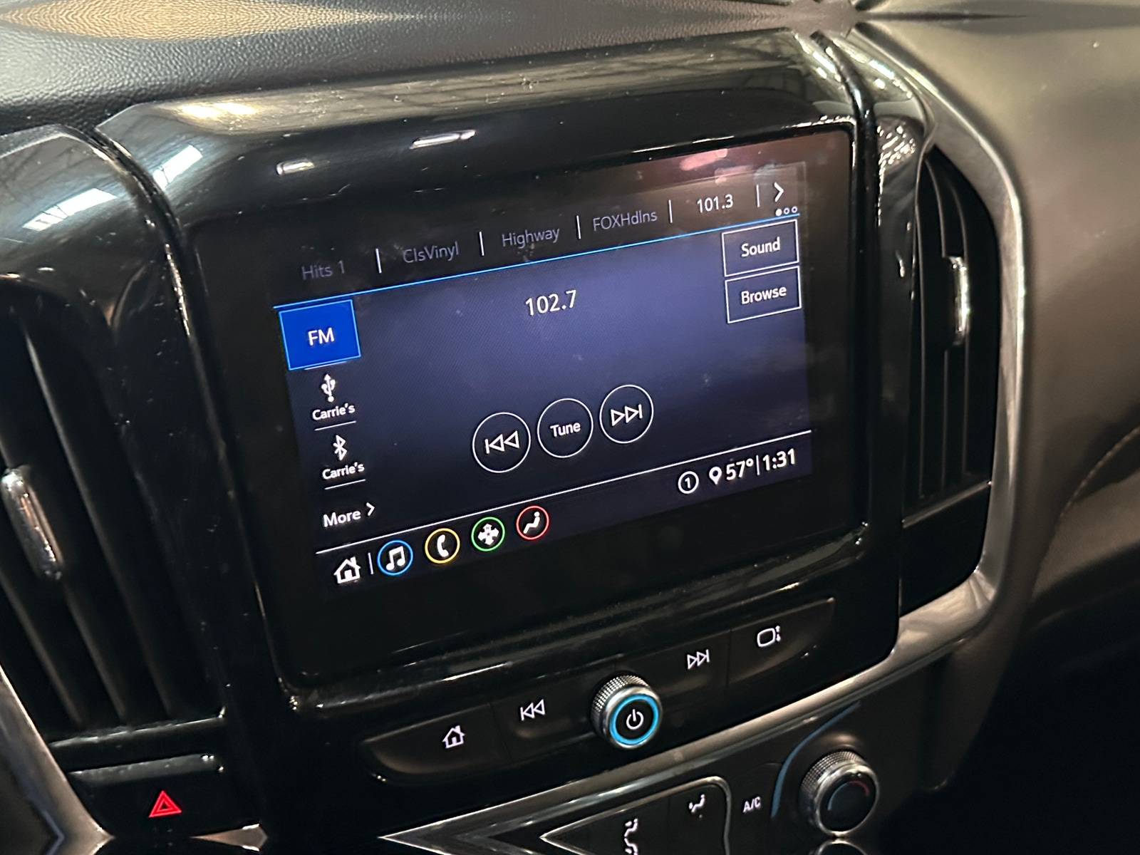 Thumbnail: 2020 Chevrolet Traverse - 4