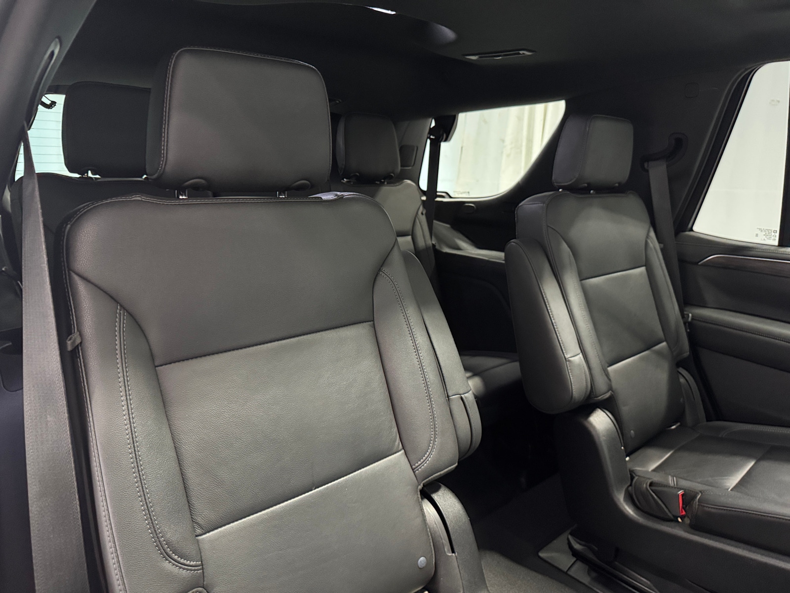 Thumbnail: 2021 Chevrolet Tahoe - 5