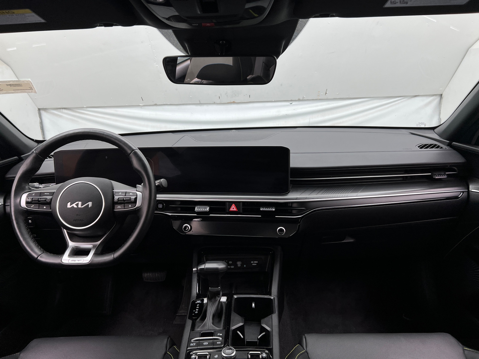 Thumbnail: 2025 Kia K5 - 2