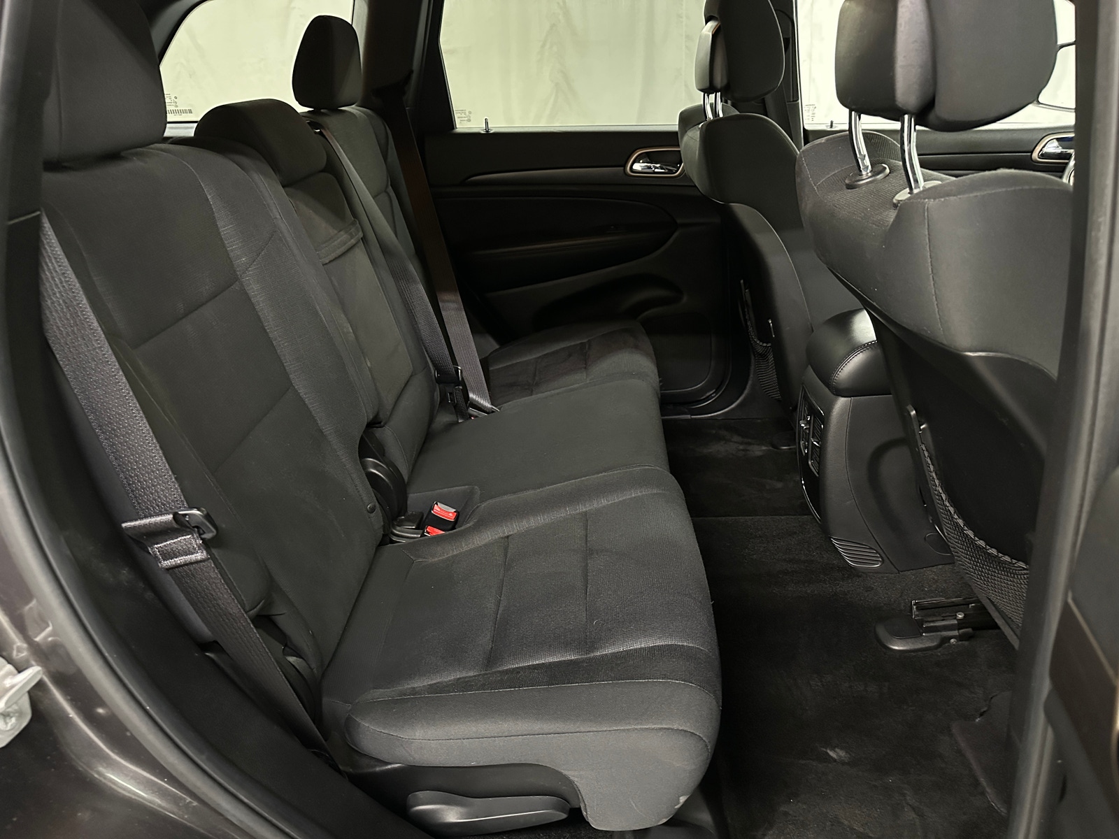 Thumbnail: 2015 Jeep Grand Cherokee - 6