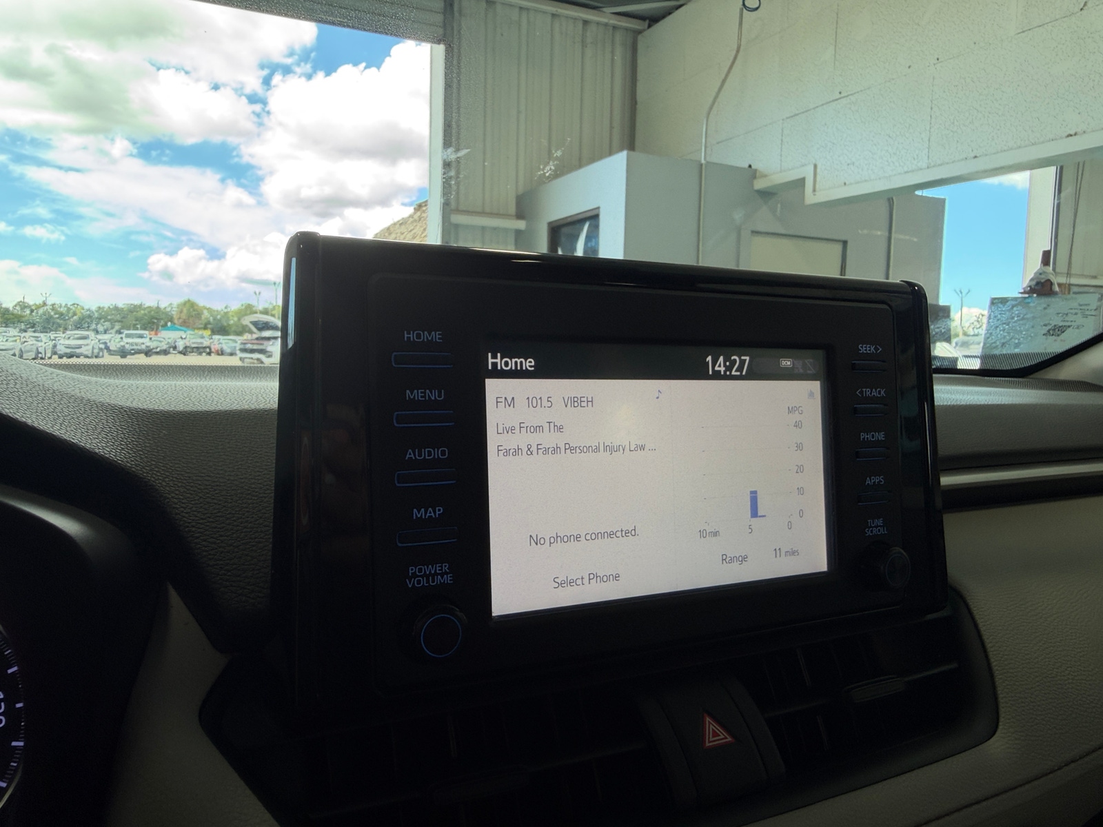 Thumbnail: 2019 Toyota RAV4 - 4