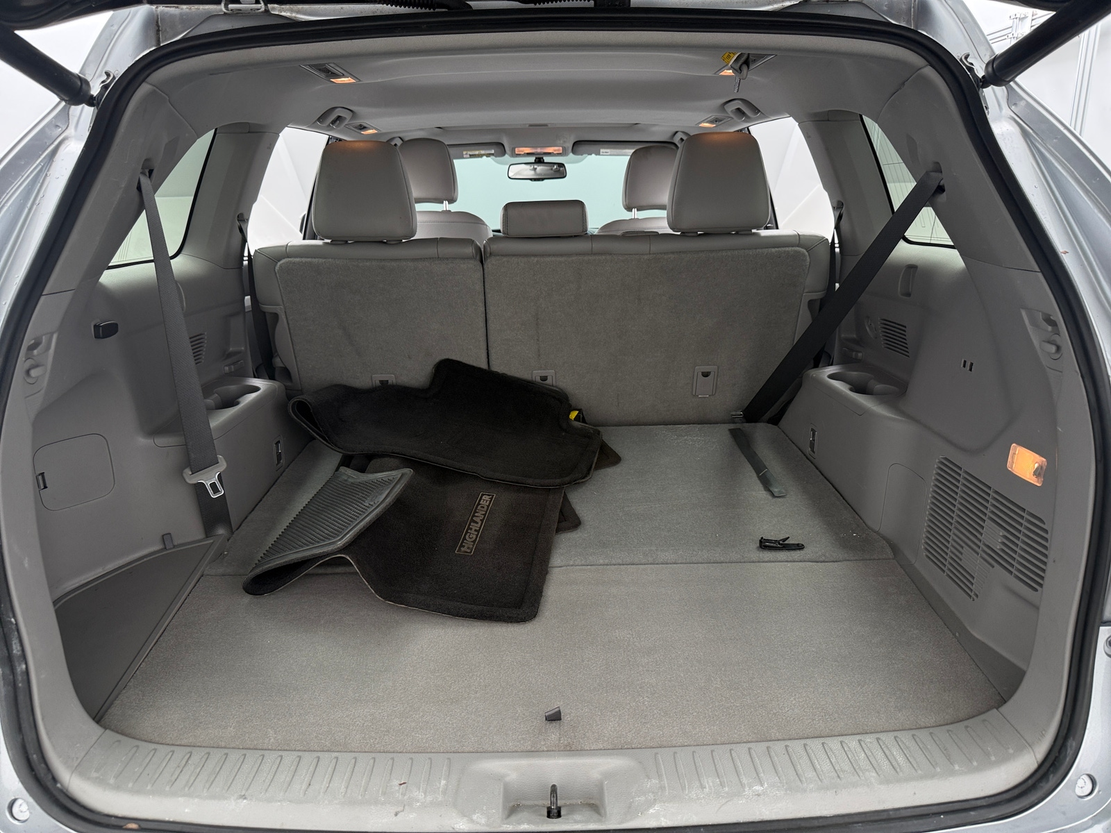 Thumbnail: 2016 Toyota Highlander - 6