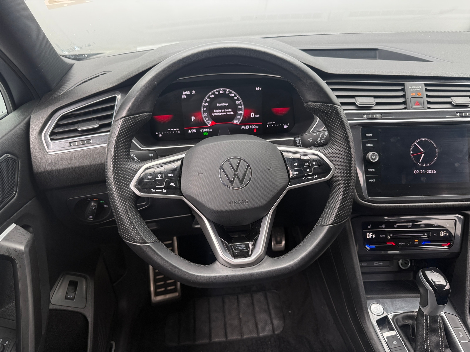 Thumbnail: 2024 Volkswagen Tiguan - 4