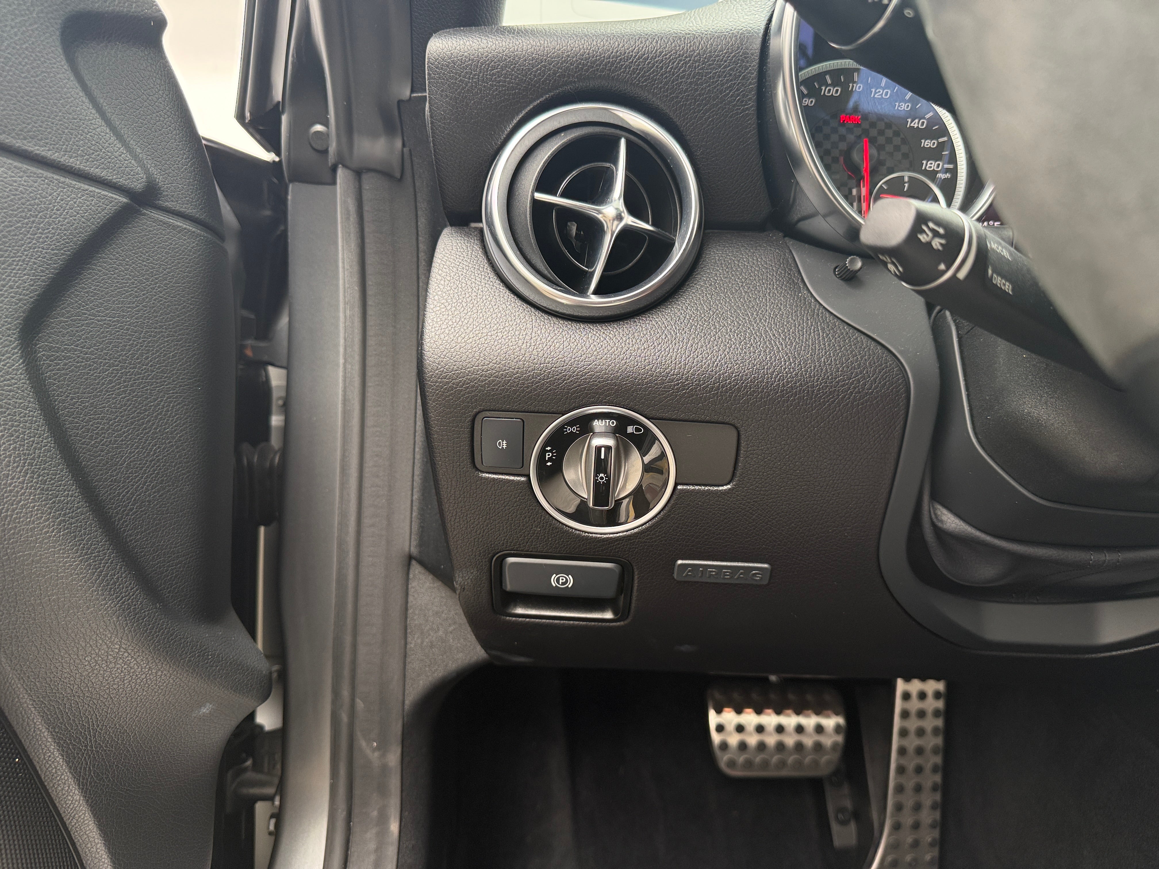 2019 Mercedes-Benz SLC Roadster