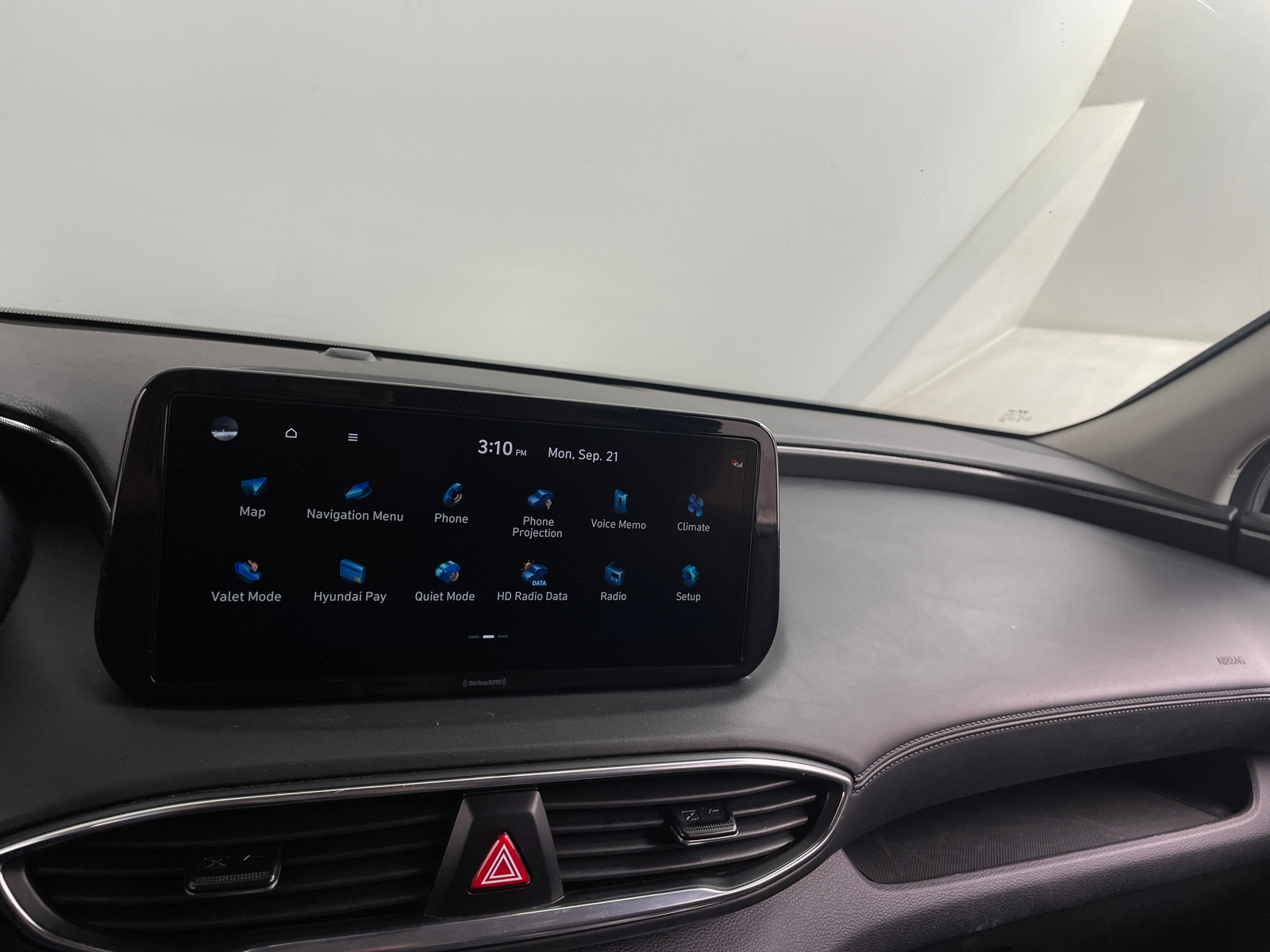 Thumbnail: 2023 Hyundai Santa Fe - 4