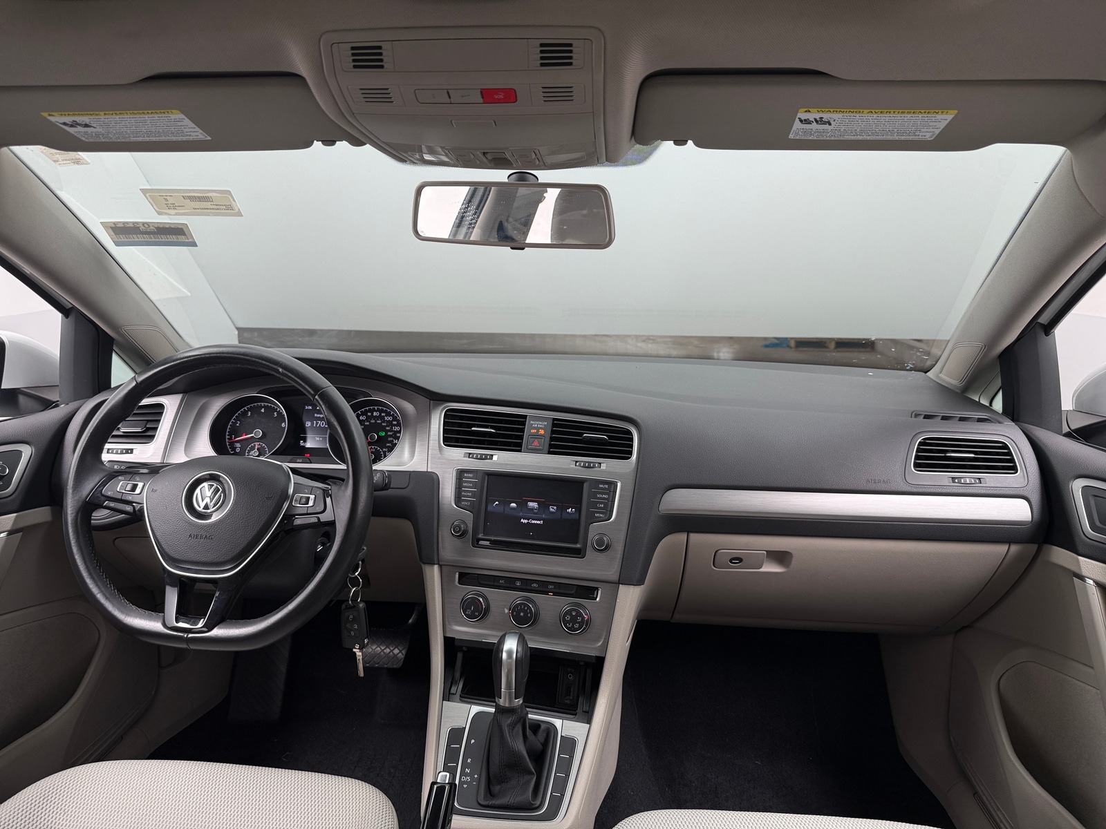 Thumbnail: 2016 Volkswagen Golf - 3