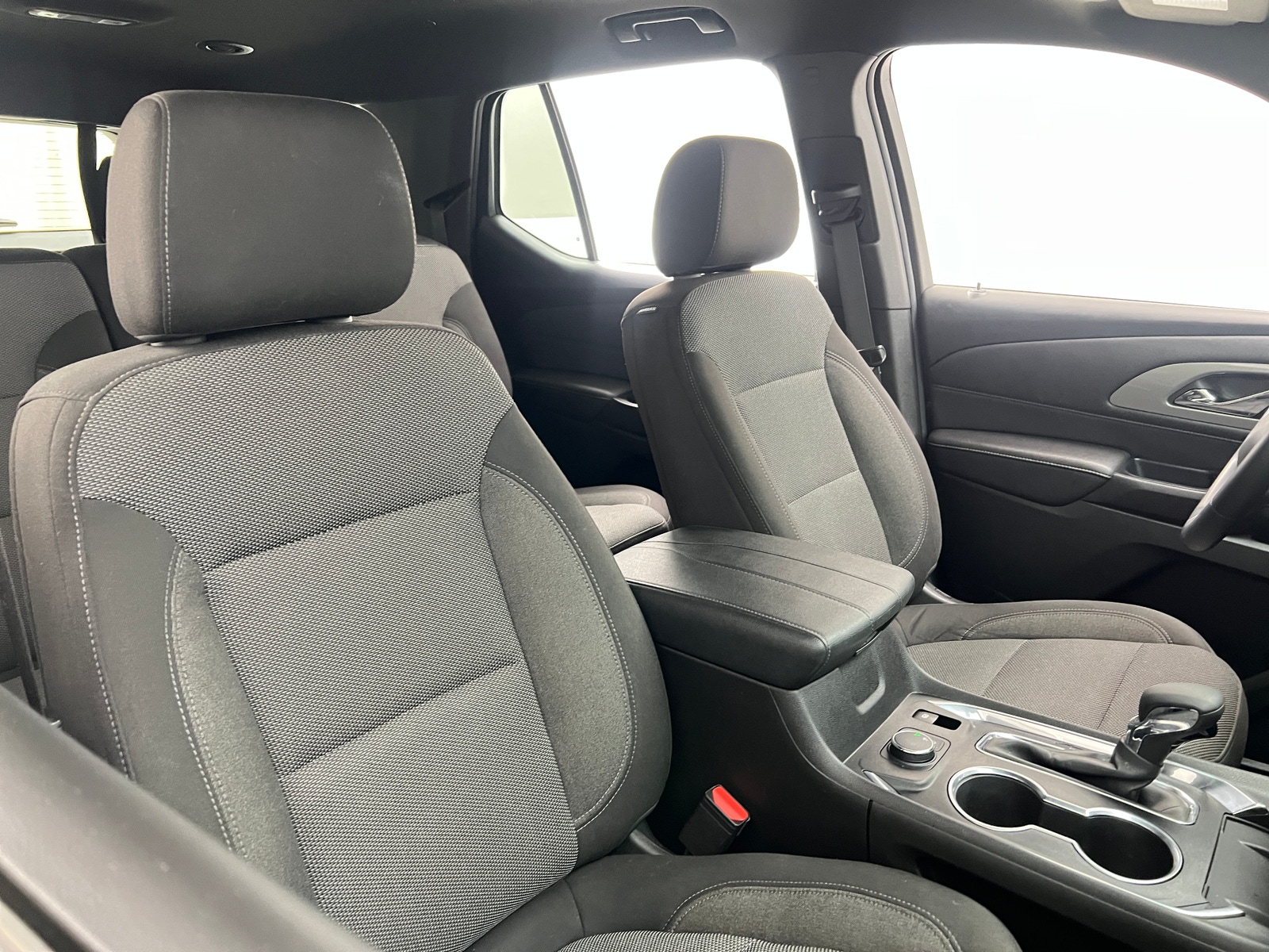 Thumbnail: 2023 Chevrolet Traverse - 2