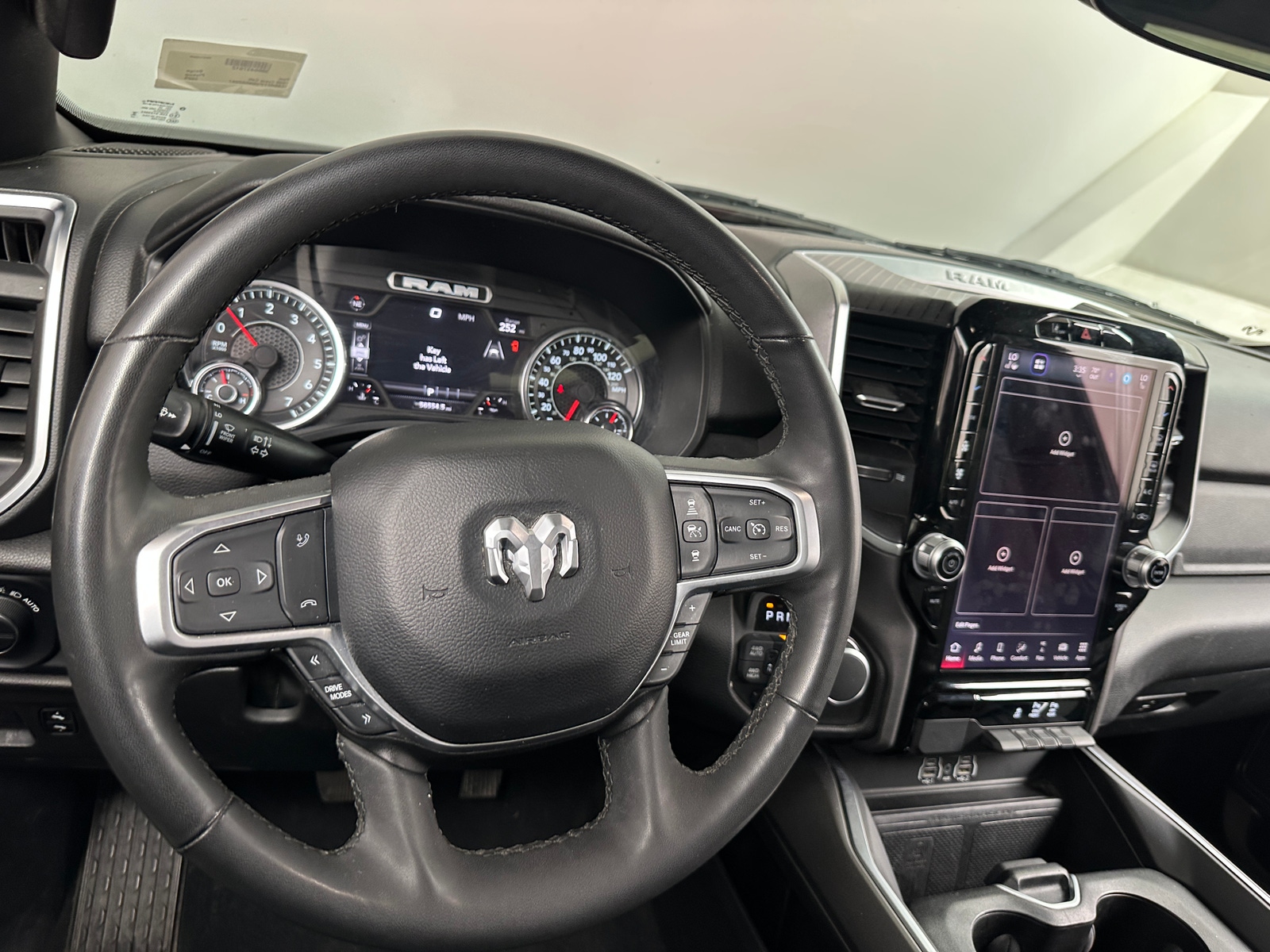 Thumbnail: 2025 RAM 1500 - 5