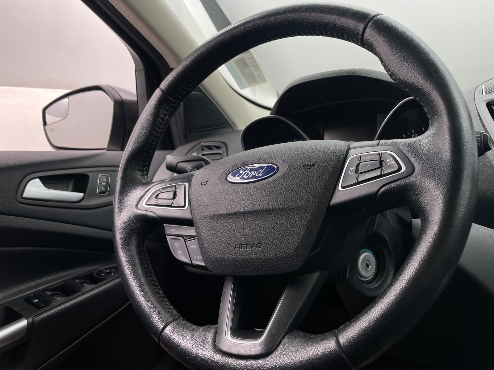 Thumbnail: 2018 Ford Escape - 4