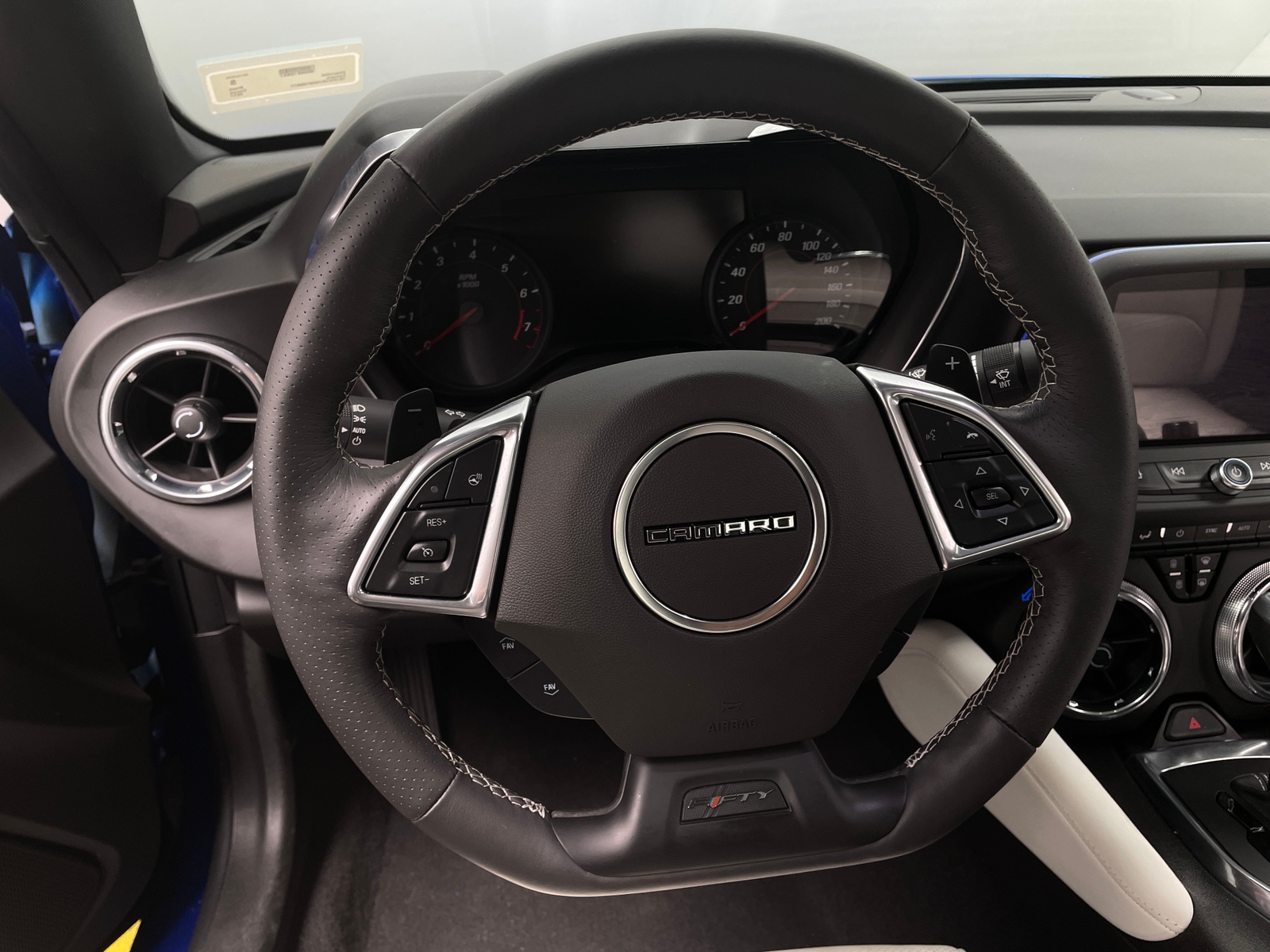 Thumbnail: 2017 Chevrolet Camaro - 3