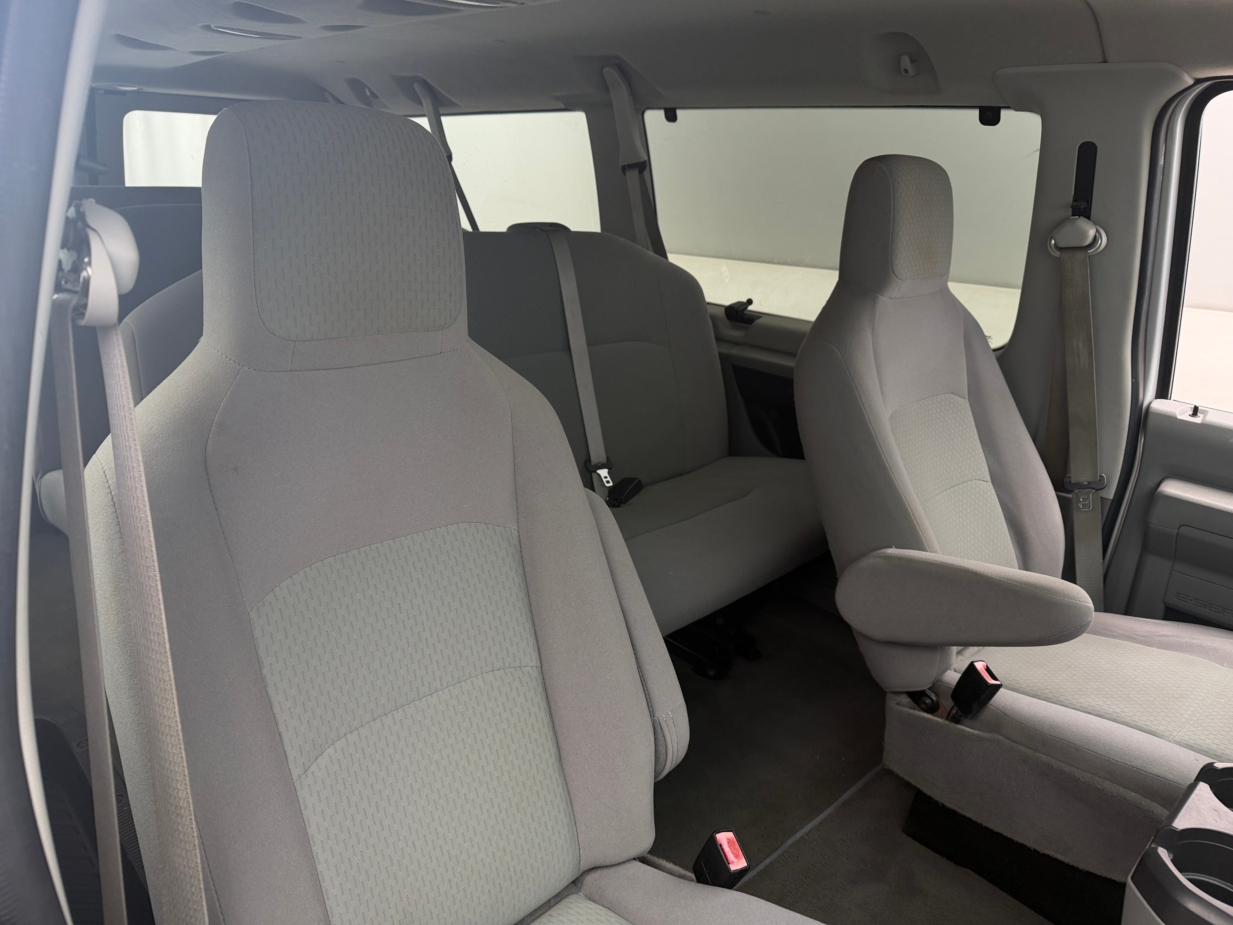 2010 Ford E-Series Econoline Wagon XLT