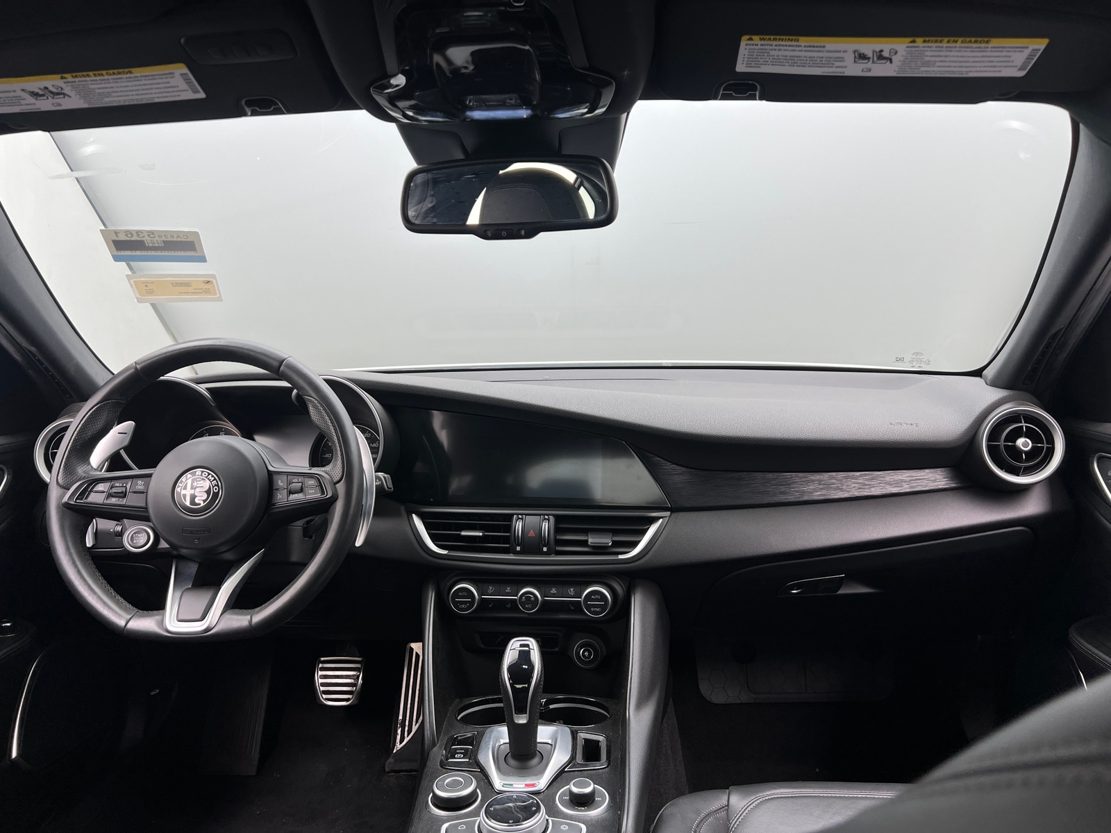 Thumbnail: 2023 Alfa Romeo Giulia - 2