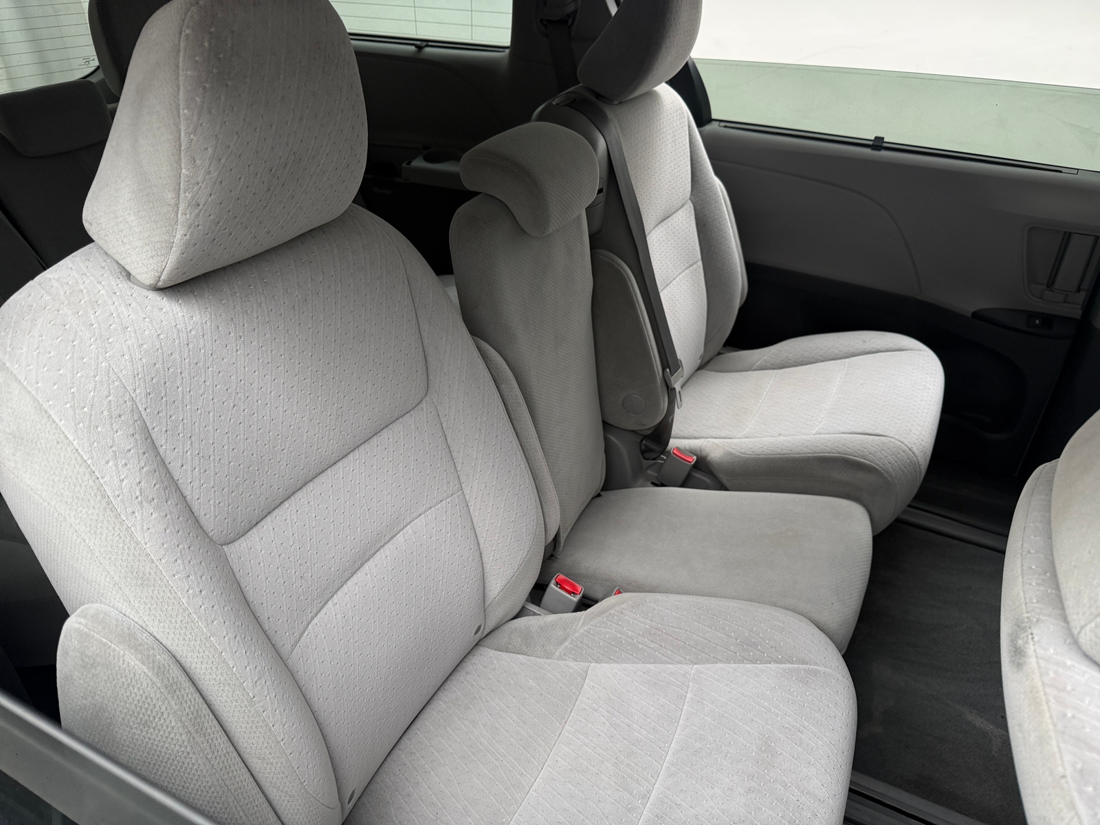 Thumbnail: 2020 Toyota Sienna - 6