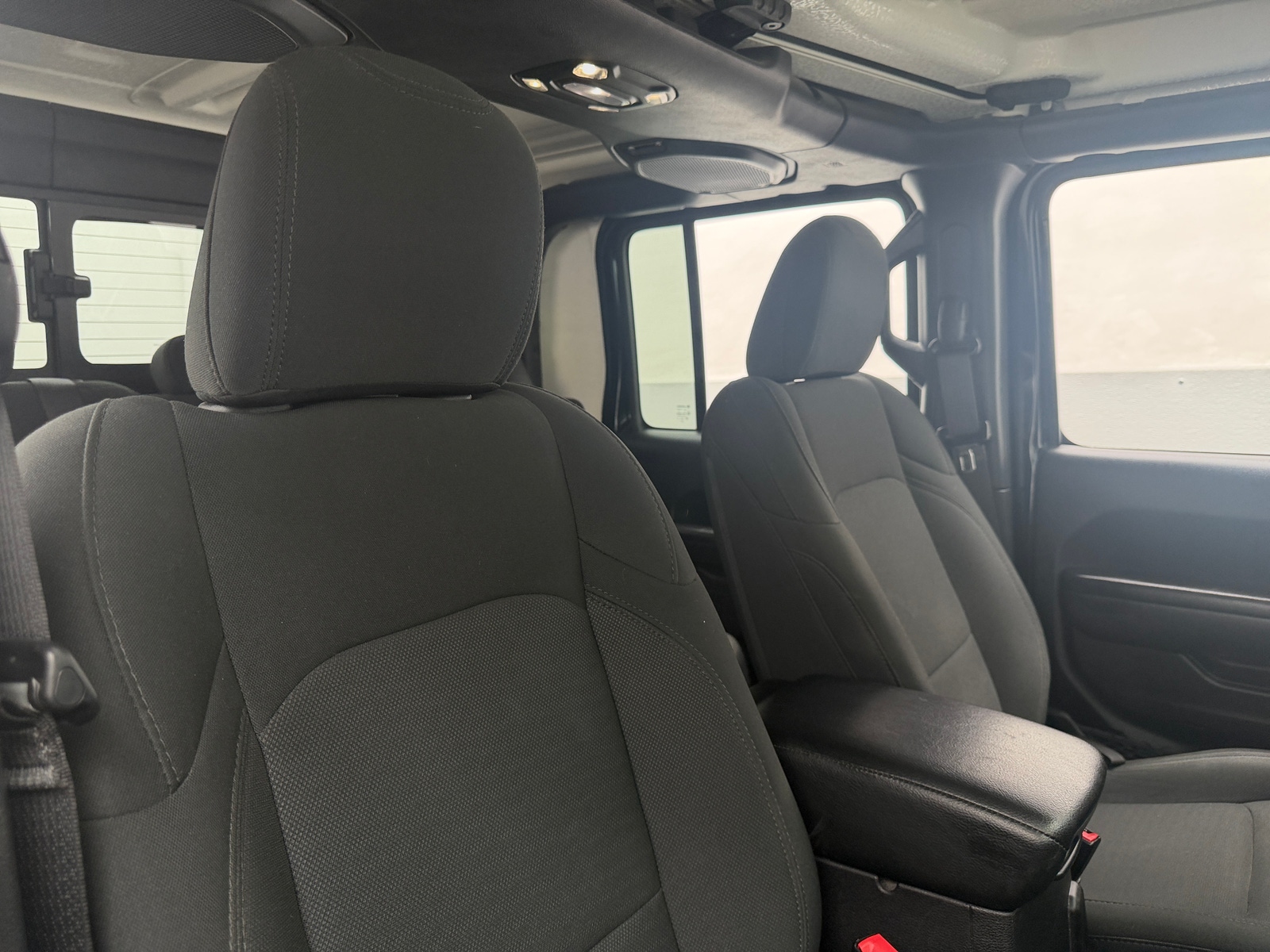 Thumbnail: 2021 Jeep Gladiator - 2