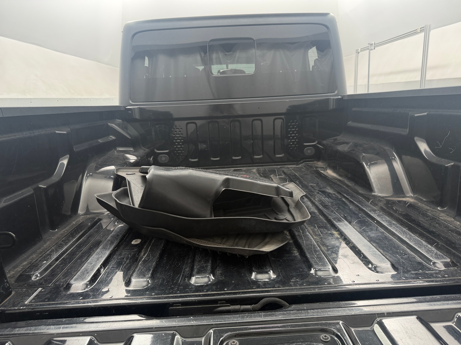 Thumbnail: 2021 Jeep Gladiator - 7