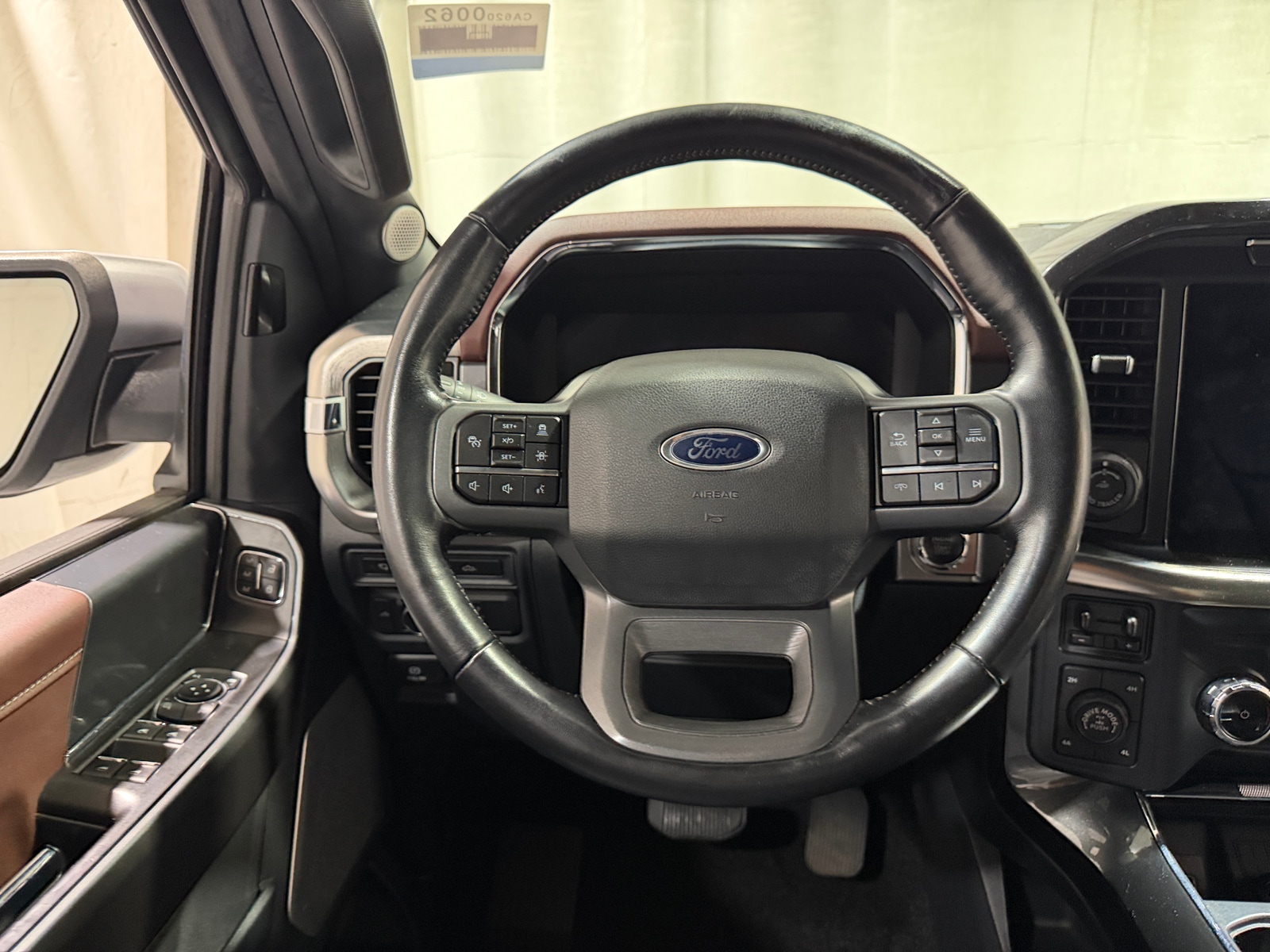 Thumbnail: 2022 Ford Econoline - 4