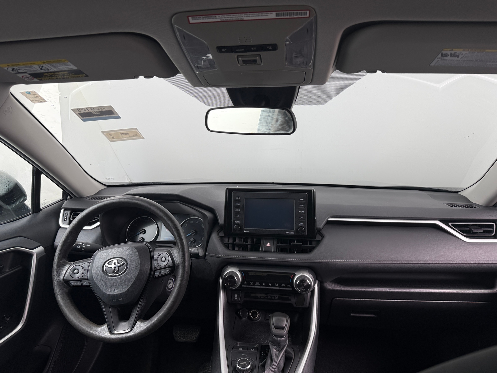 Thumbnail: 2021 Toyota RAV4 - 3