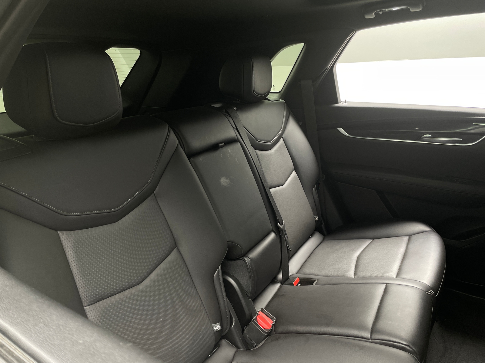 Thumbnail: 2021 Cadillac XT5 - 5
