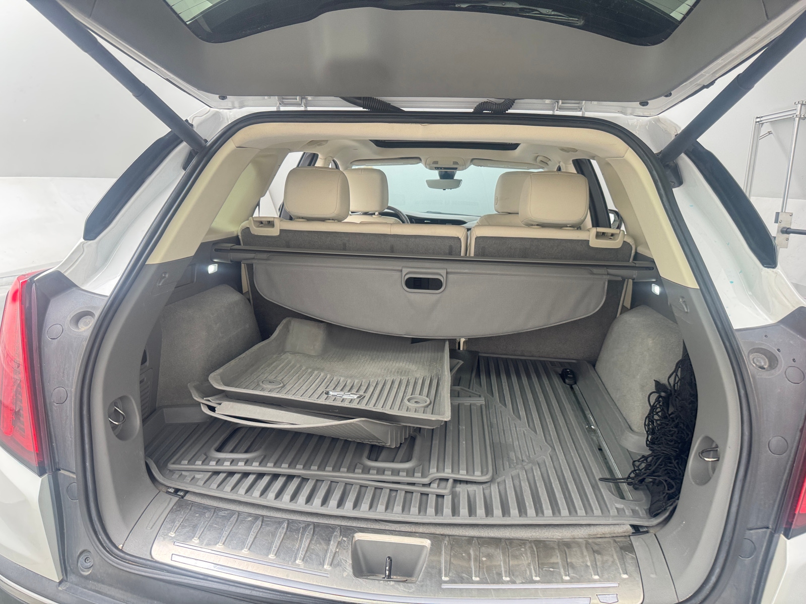 Thumbnail: 2021 Cadillac XT5 - 6