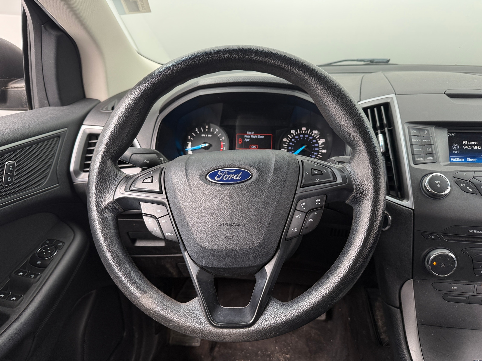 Thumbnail: 2017 Ford Edge - 5