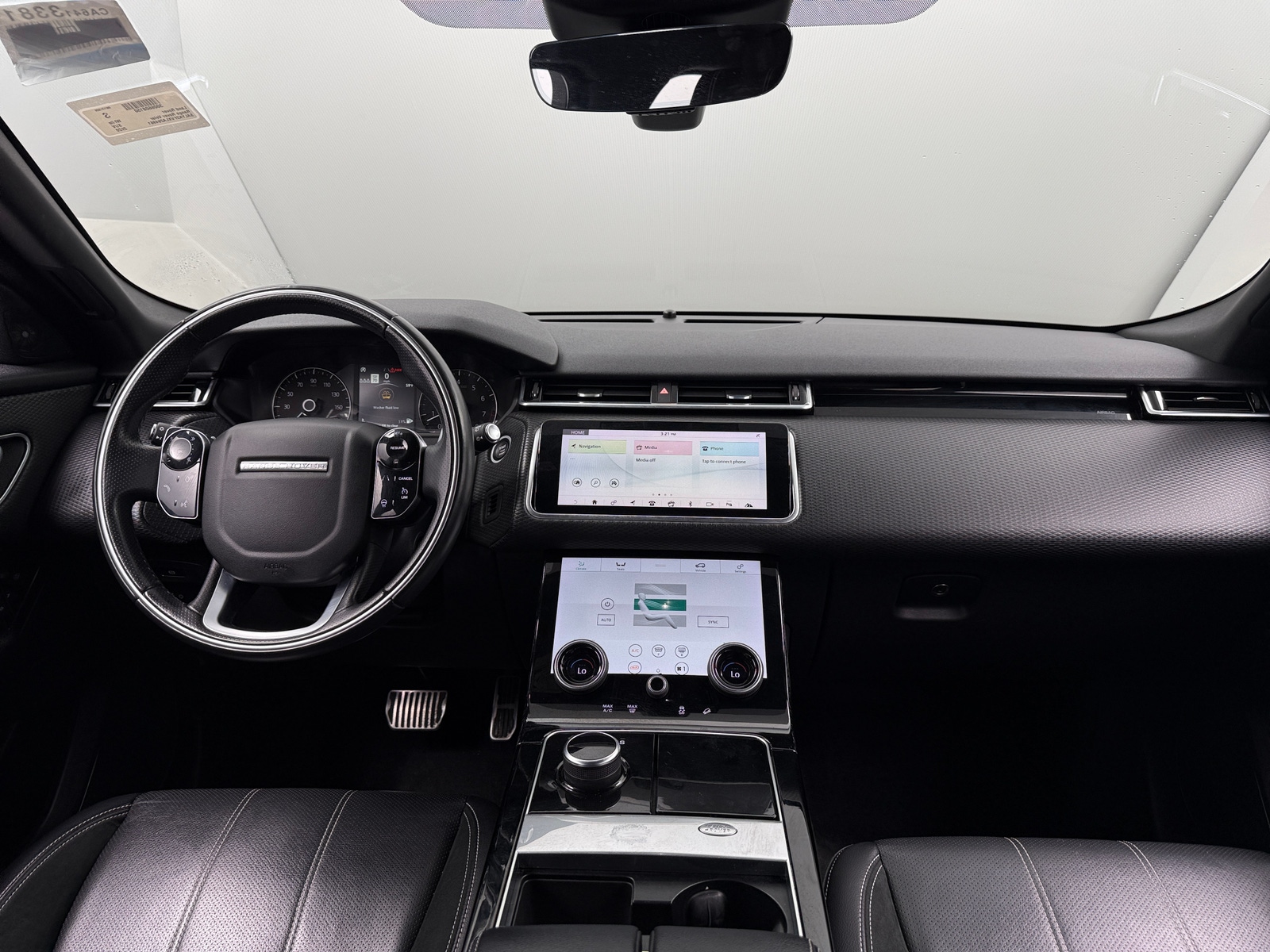 Thumbnail: 2020 Land Rover Range Rover Velar - 3