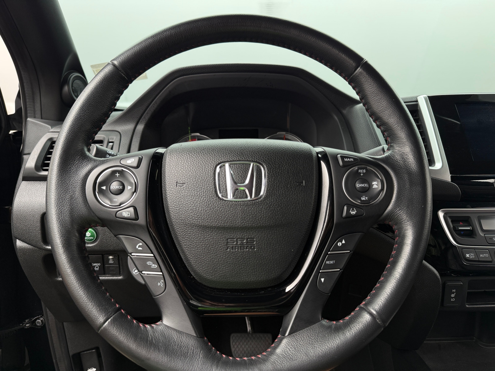 Thumbnail: 2017 Honda Ridgeline - 4