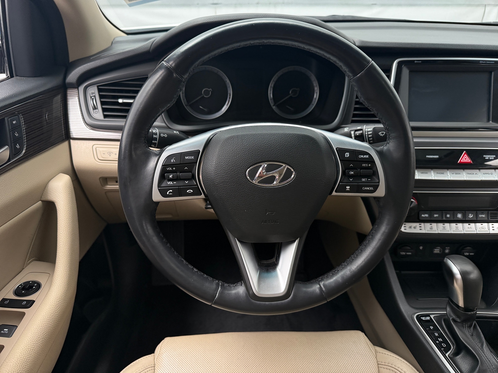 Thumbnail: 2019 Hyundai Sonata - 4