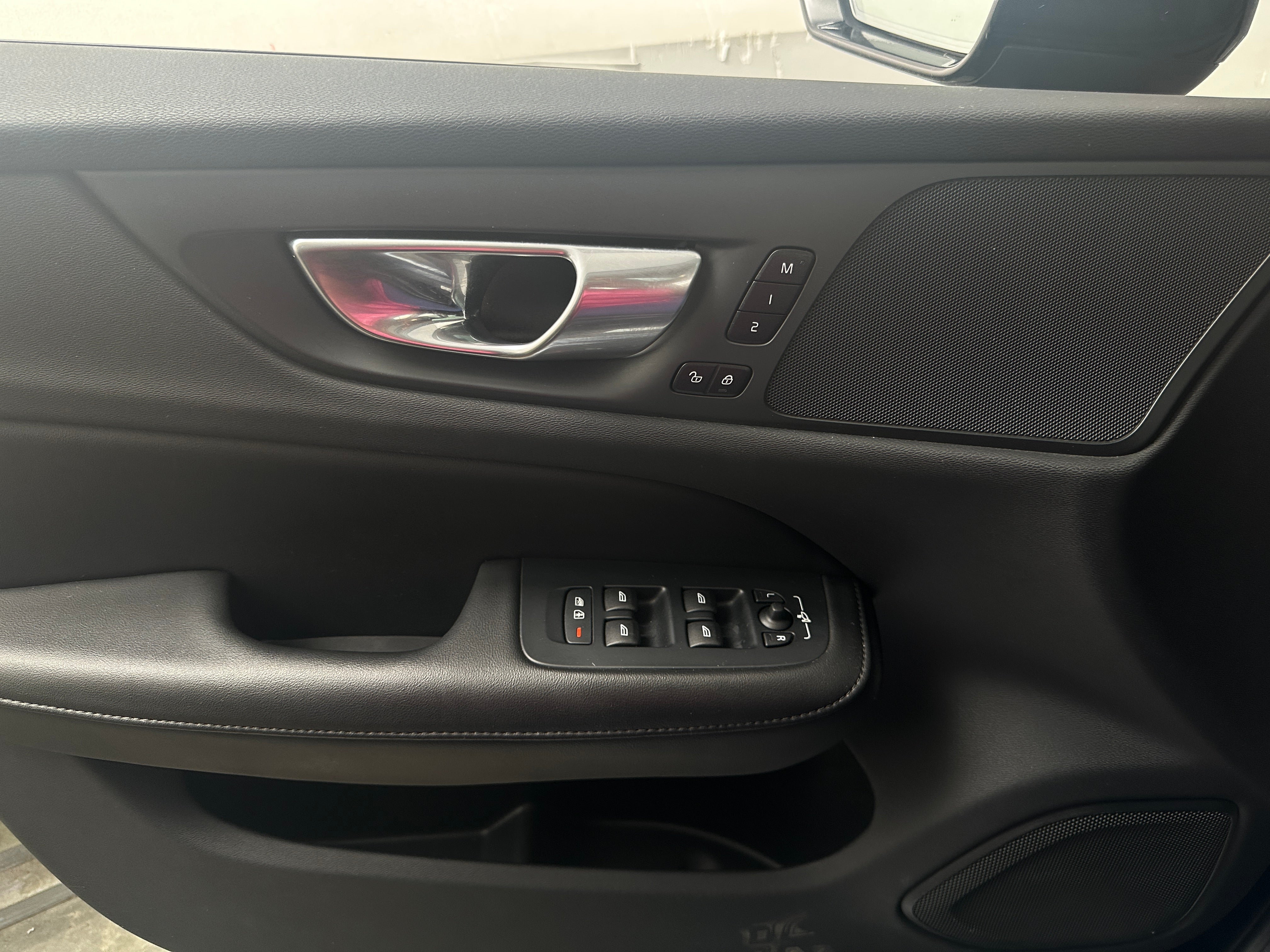 2024 Volvo S60 Plus