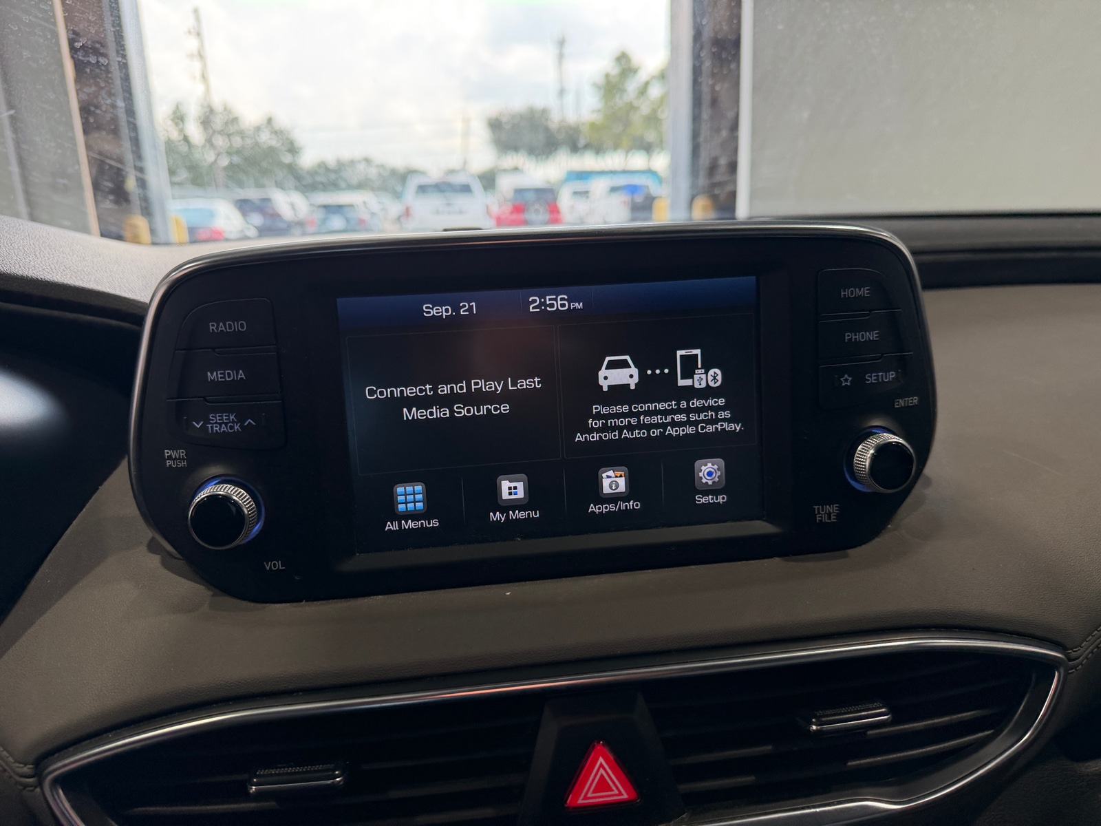 Thumbnail: 2020 Hyundai Santa Fe - 4