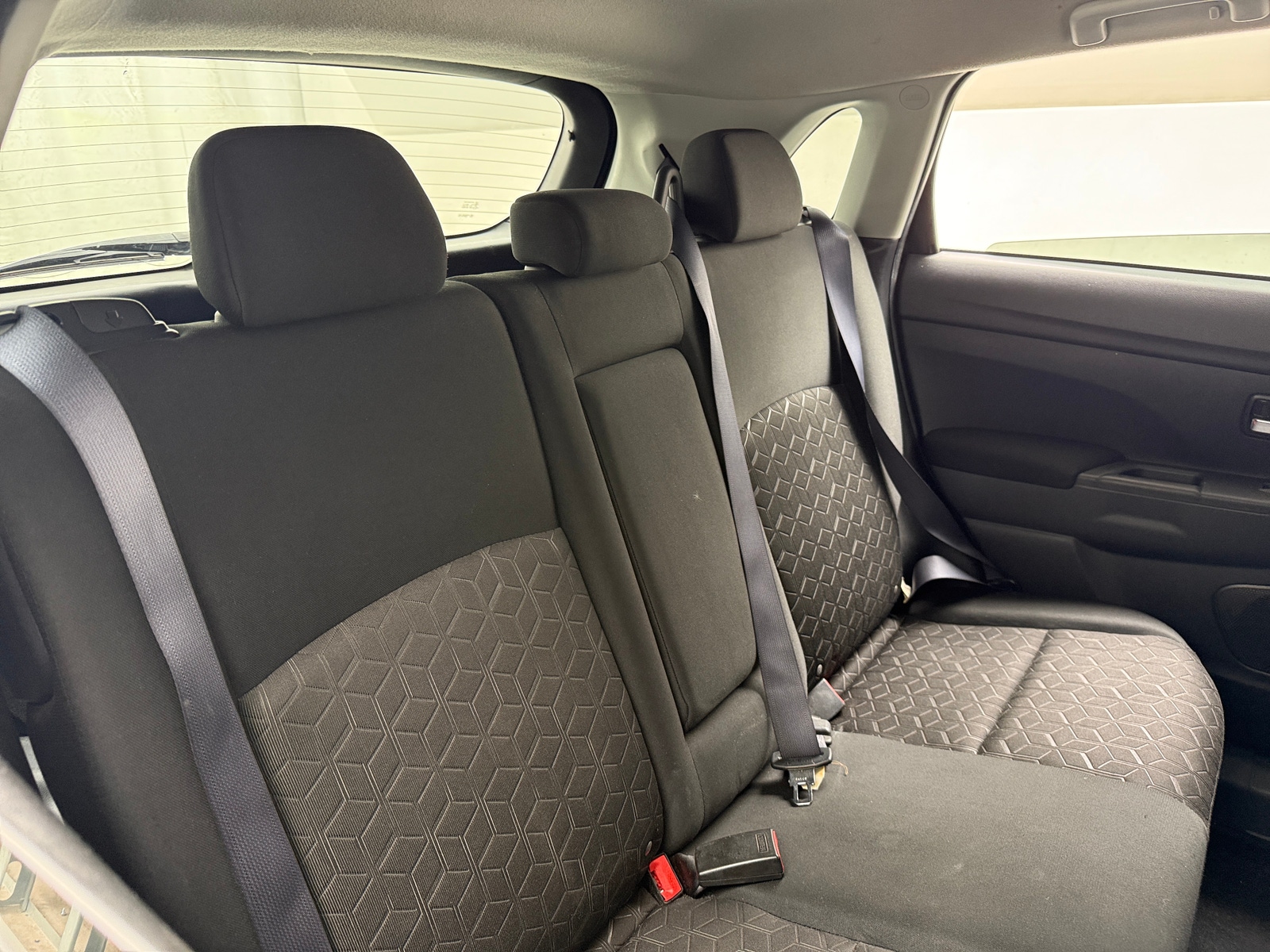 Thumbnail: 2024 Mitsubishi Outlander Sport - 6