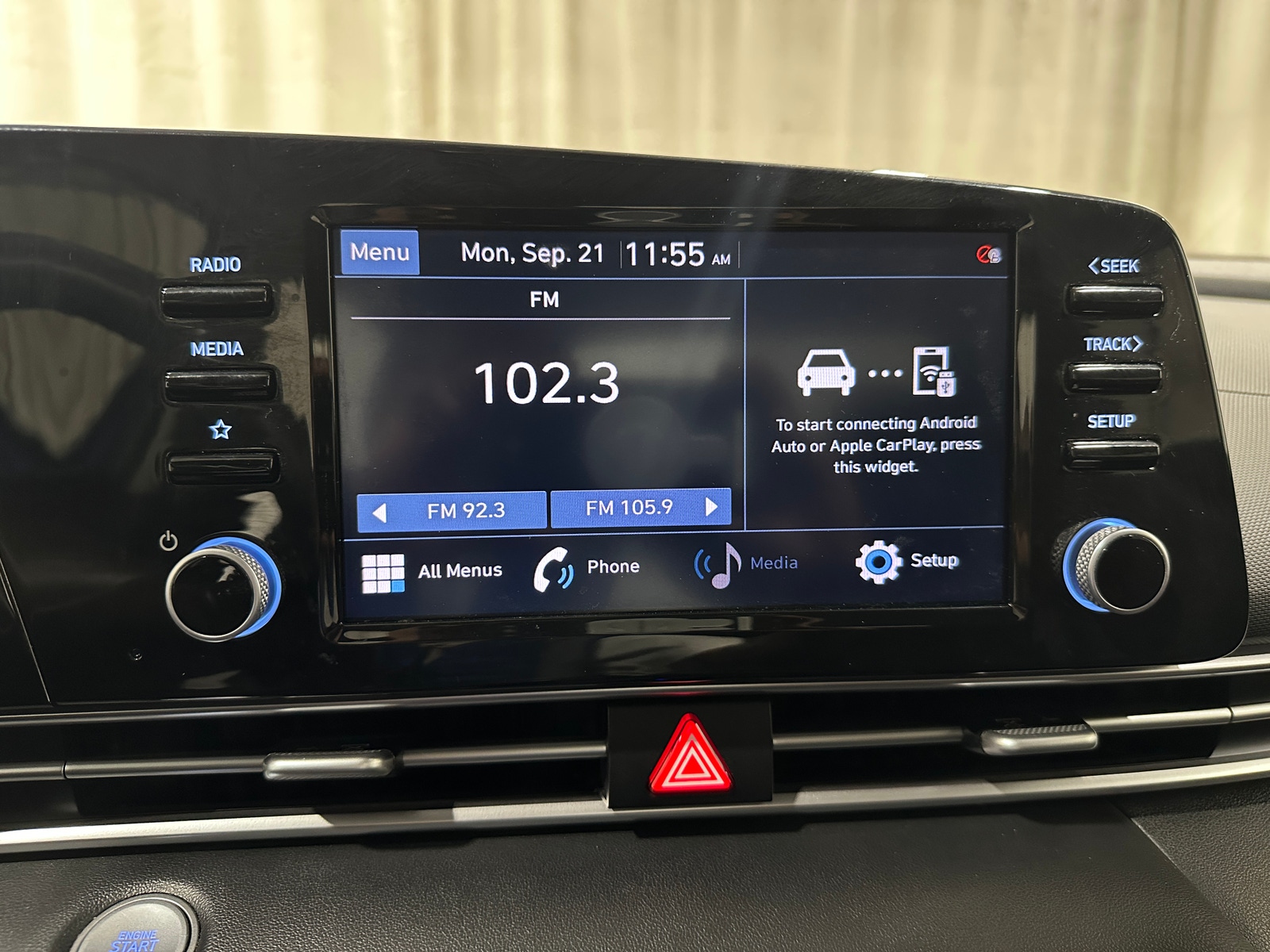 Thumbnail: 2022 Hyundai Elantra - 4