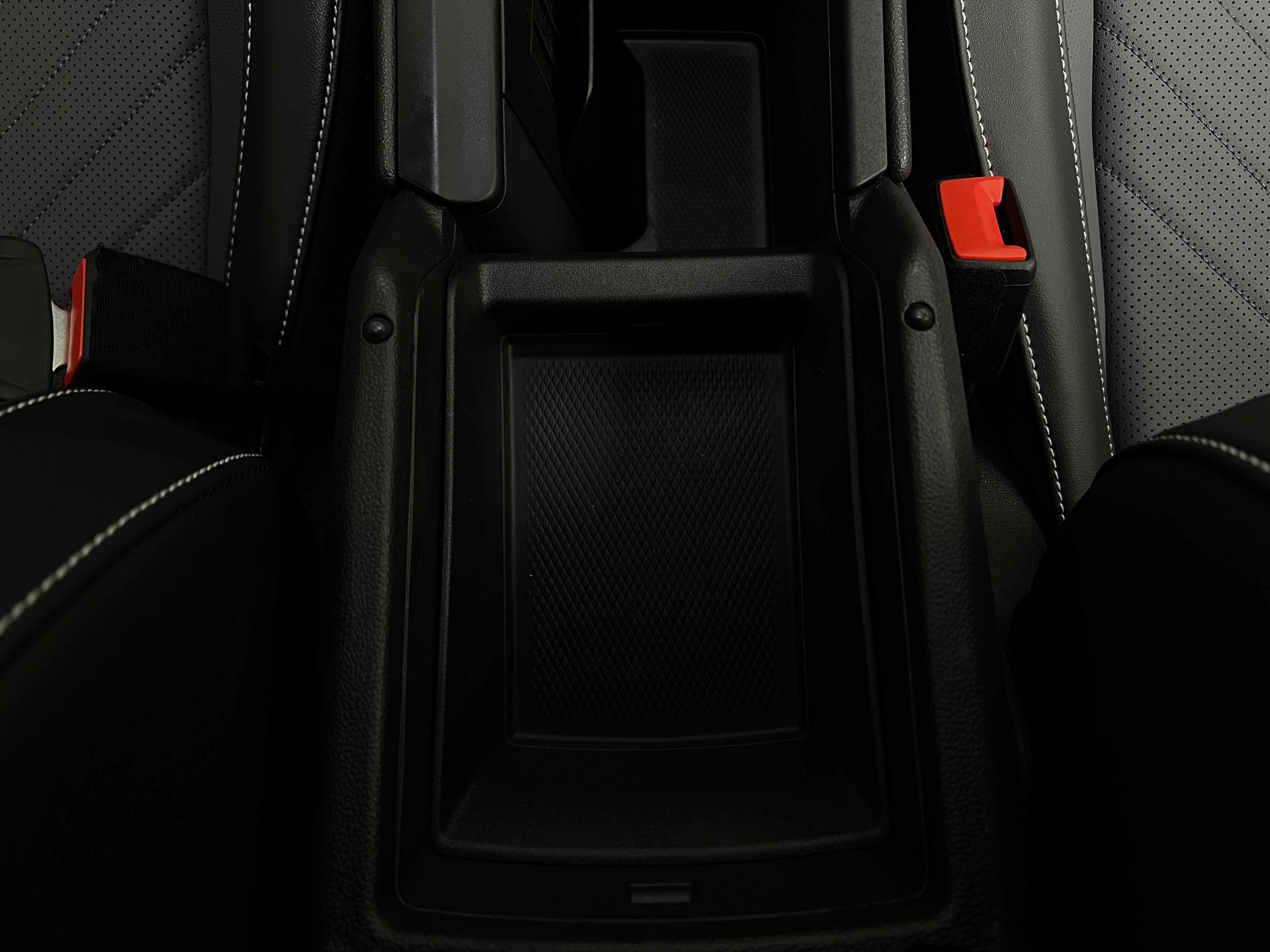 2026 Volkswagen Tiguan SE R-LINE BLACK - Photo 14
