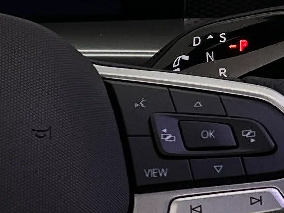 2026 Volkswagen Tiguan SE R-LINE BLACK - Photo 17