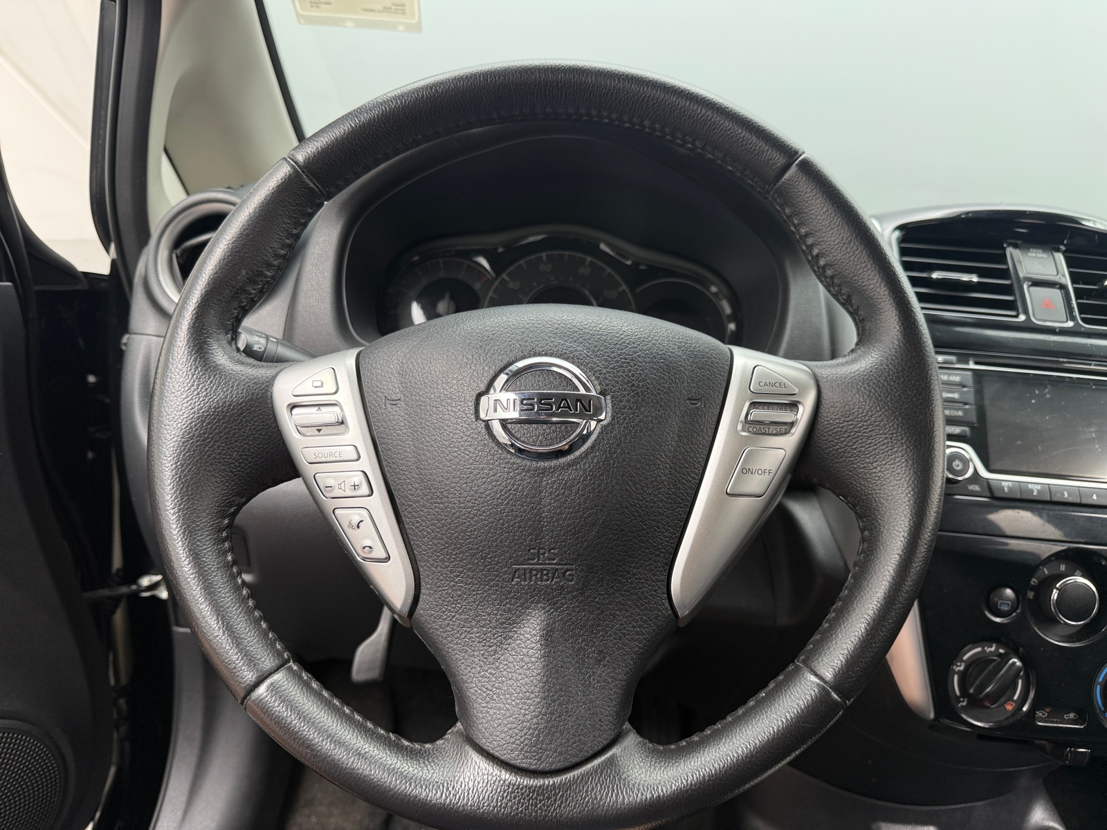 Thumbnail: 2018 Nissan Versa Note - 5
